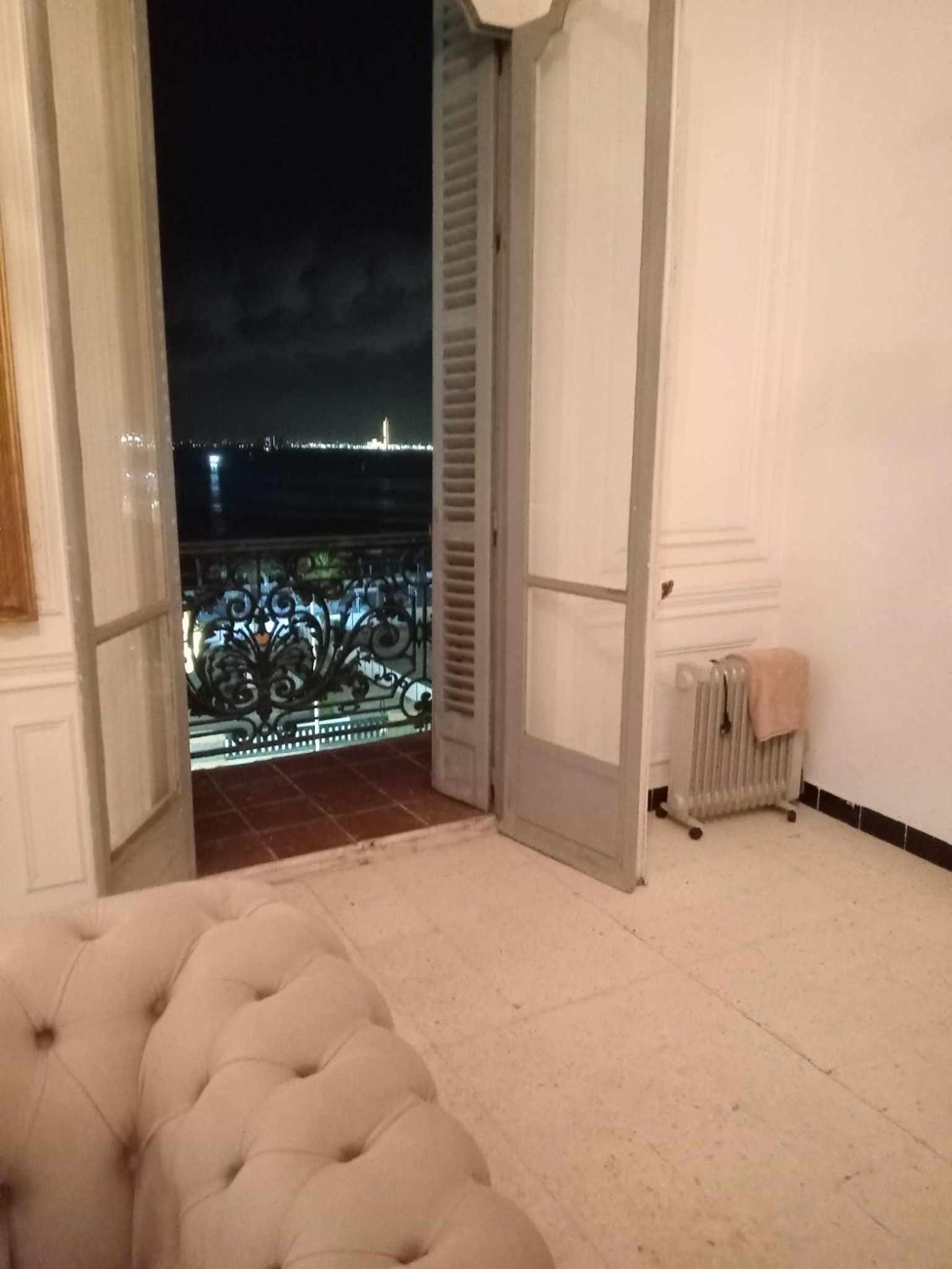 Très grand apartement hausmanien cœur du centre ville vu mer immédiate