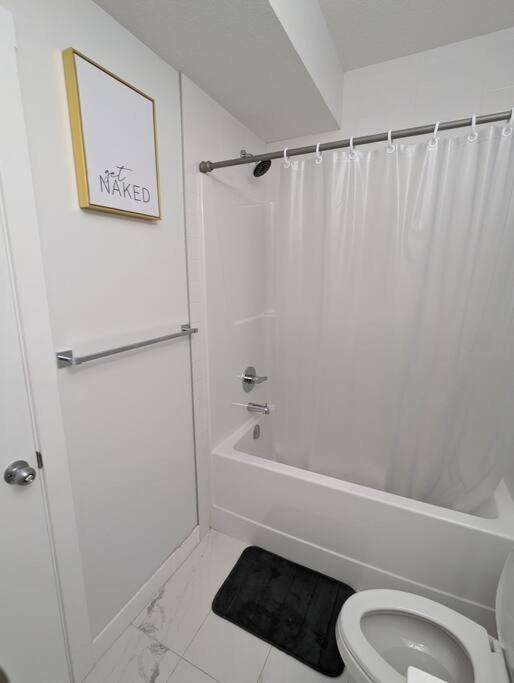 Charming Basement Suite in a Quiet Neighborhood