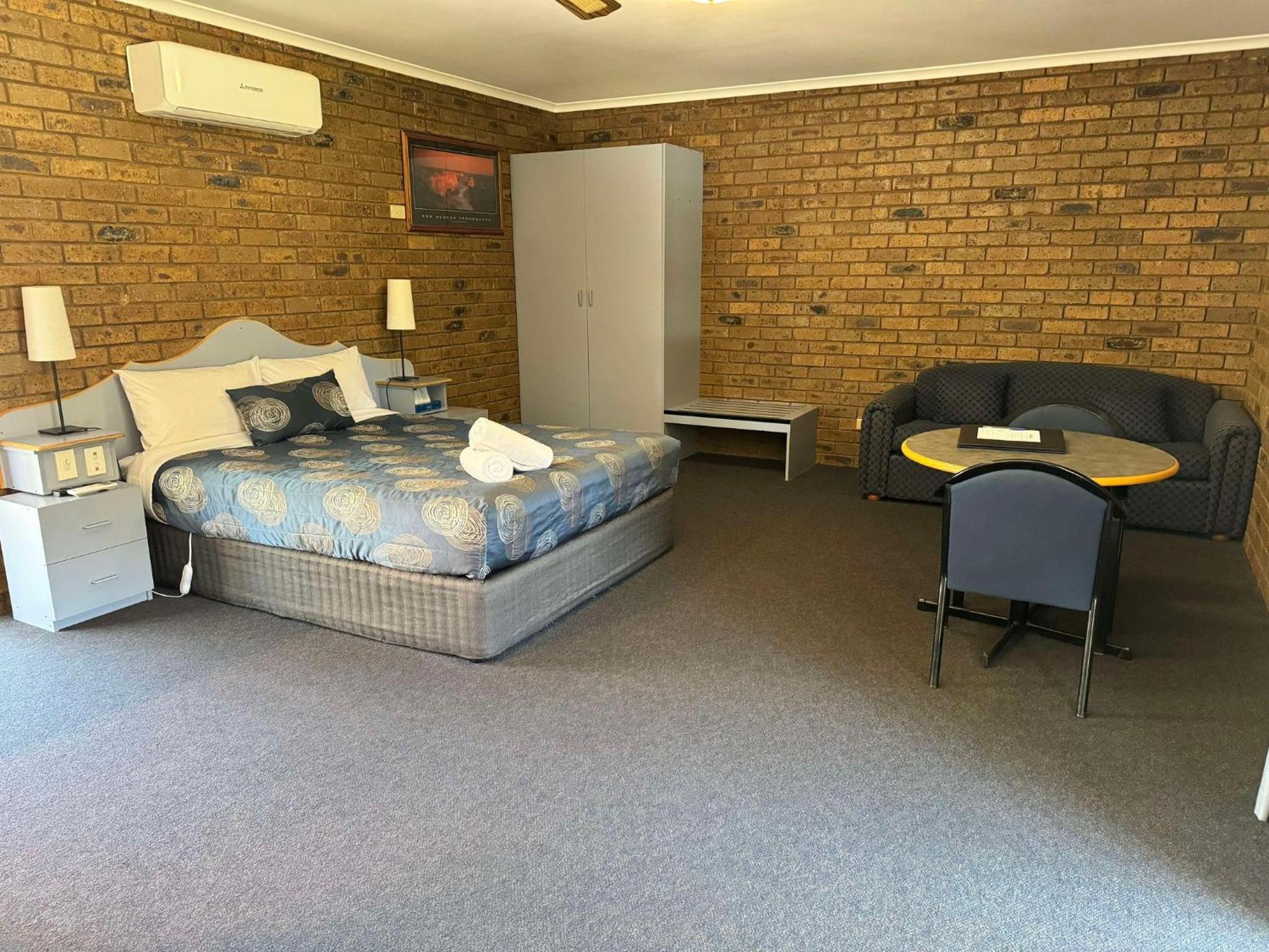 Tooleybuc Motel