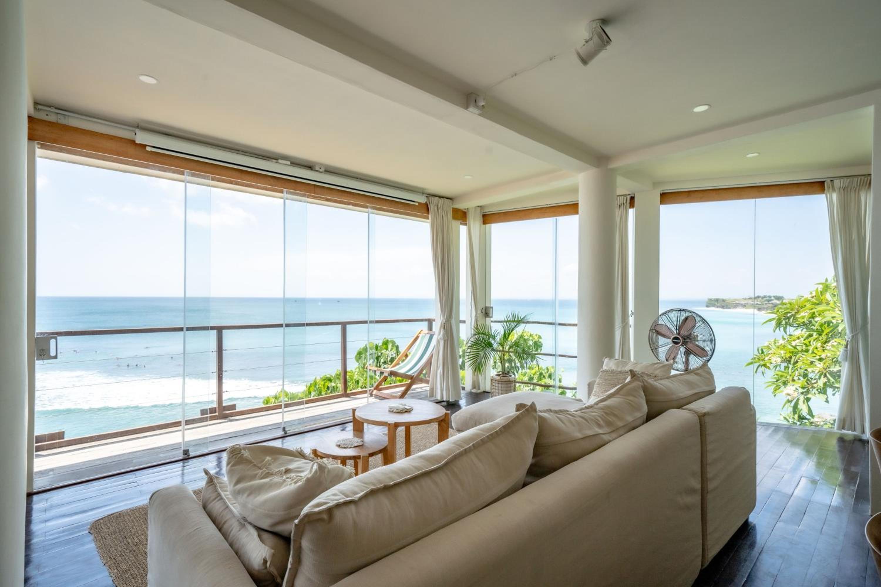 Bingin Glasshouse view 5