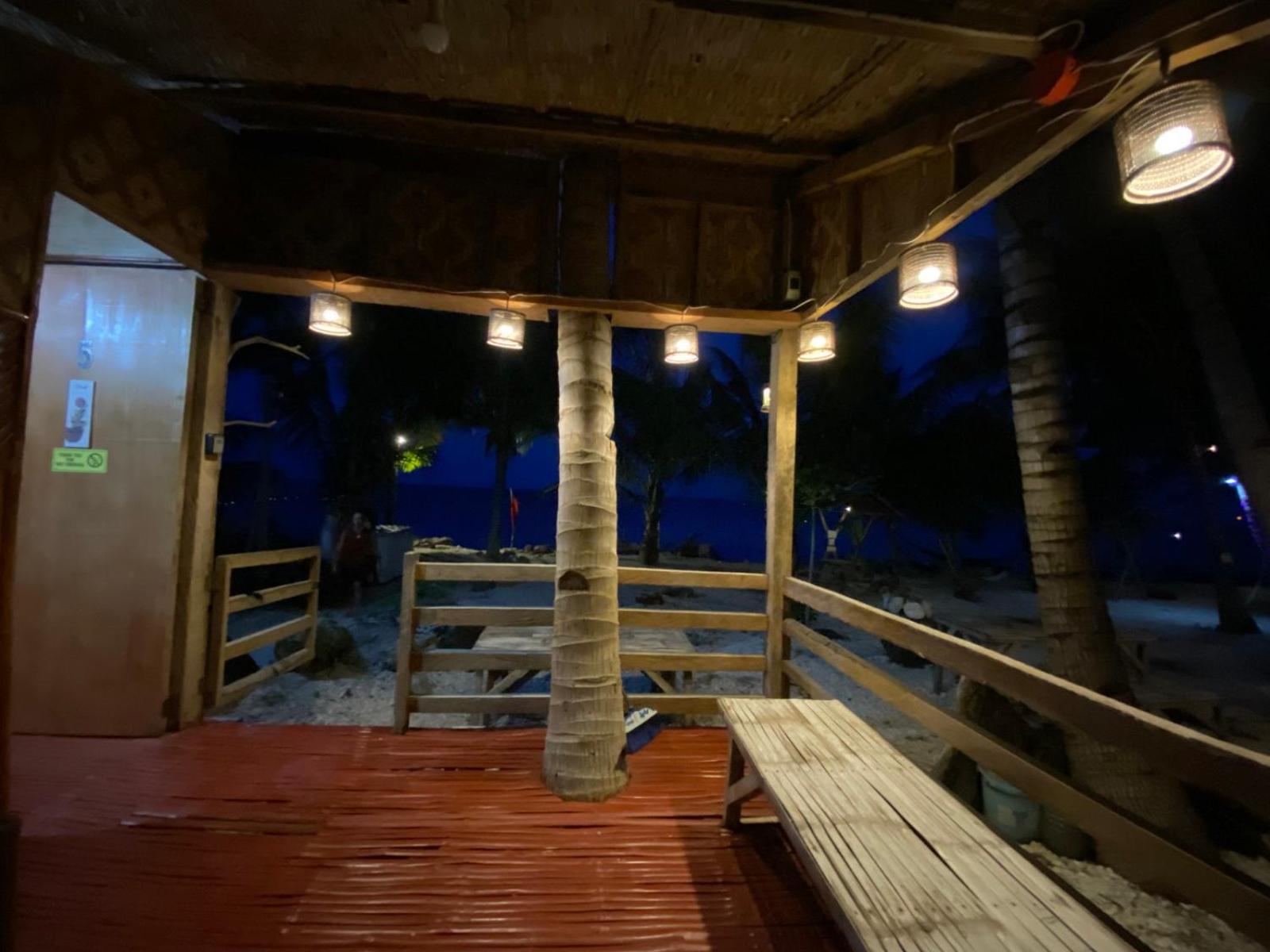 Alfonsa Tent Ground - Camp By The Sea view 3