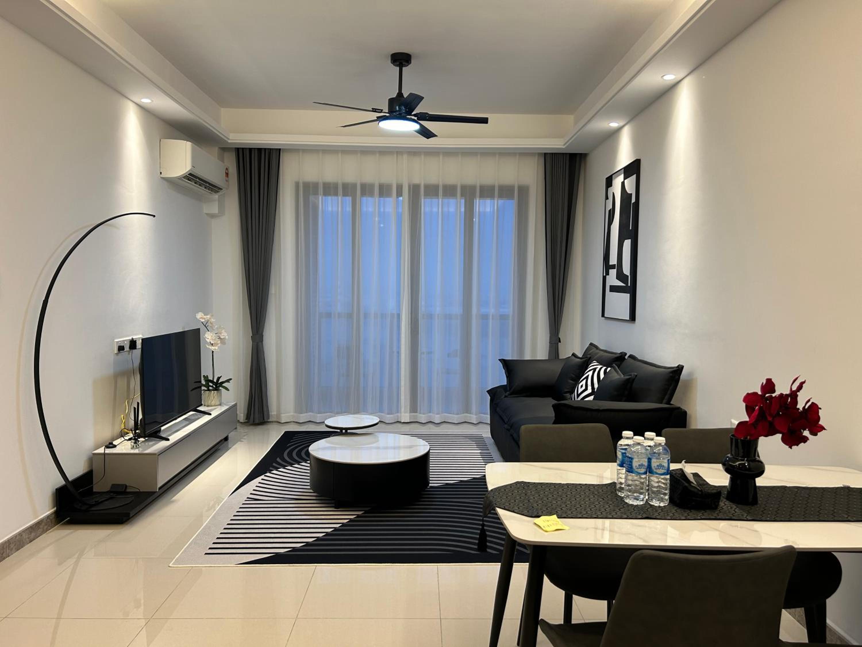 R&F Princess Cove Cozy&Boutique Homestay By Wan Li Property Management