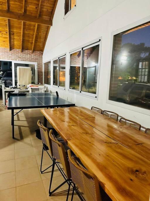 Alquiler Casa para 9 personas con Piscina en Pinamar Valeria del mar
