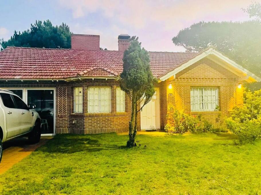 Alquiler Casa para 9 personas con Piscina en Pinamar Valeria del mar