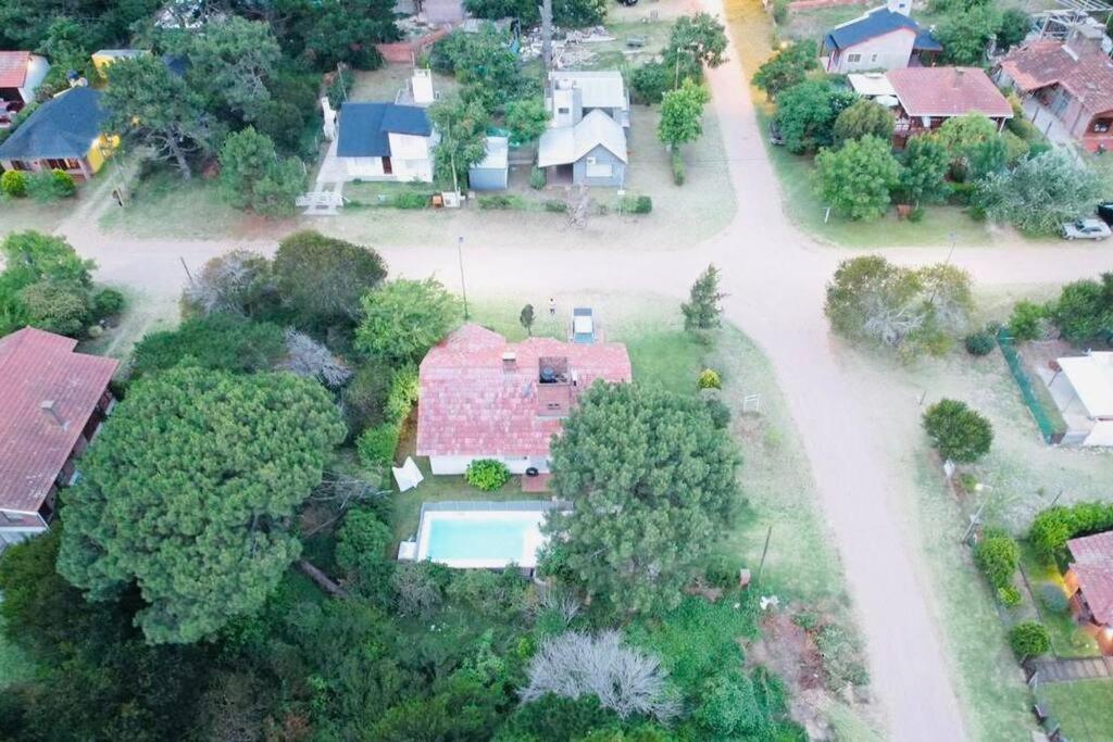 Alquiler Casa para 9 personas con Piscina en Pinamar Valeria del mar