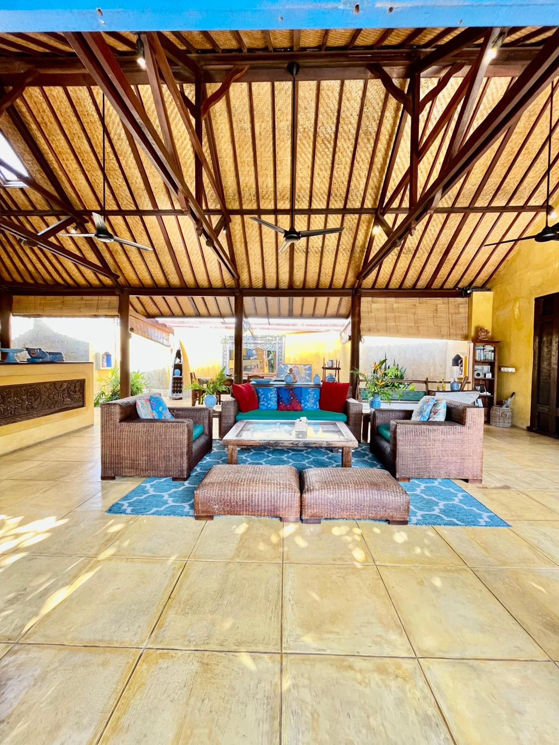lounge