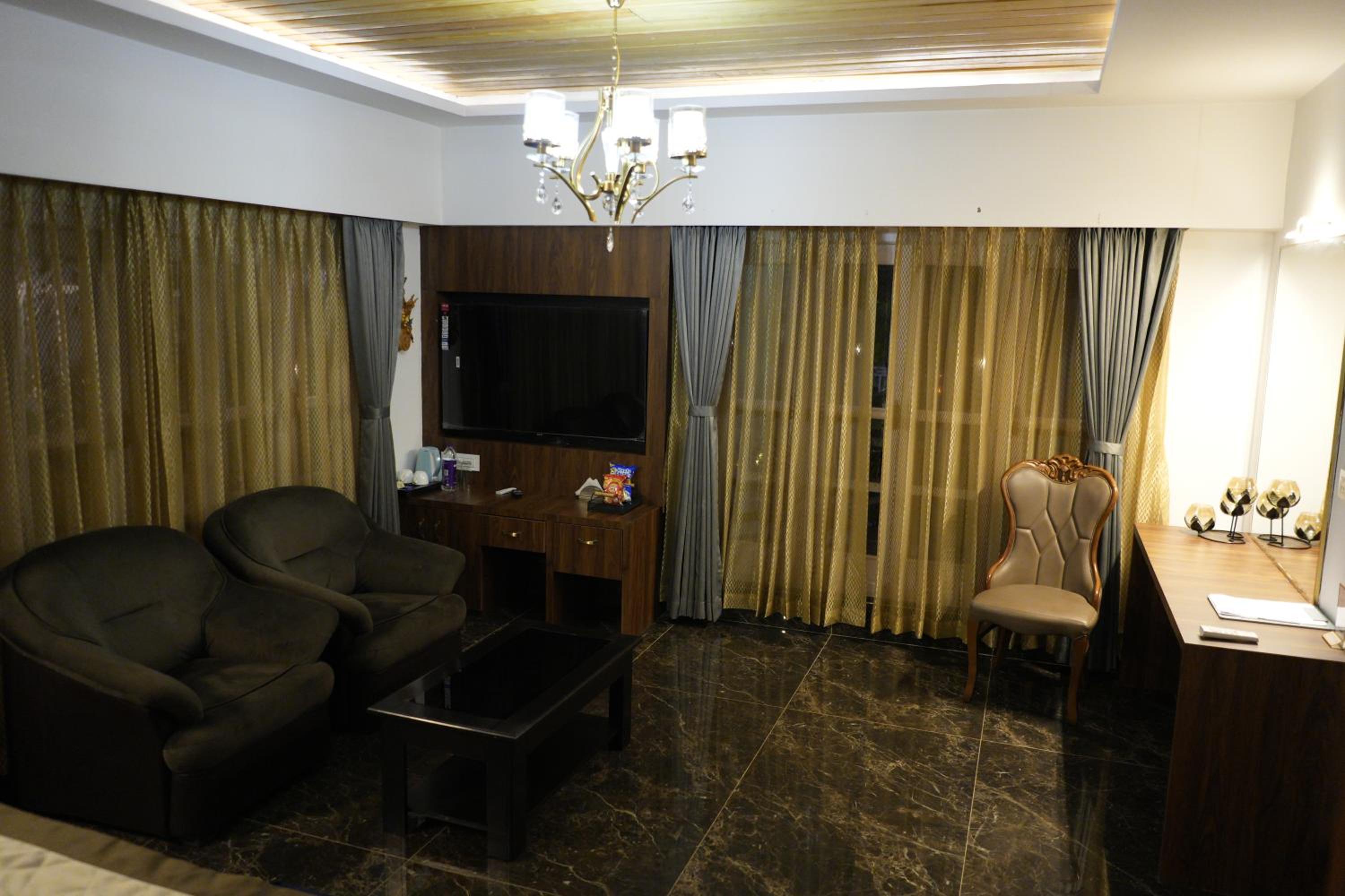 YKC Hotels & Resorts