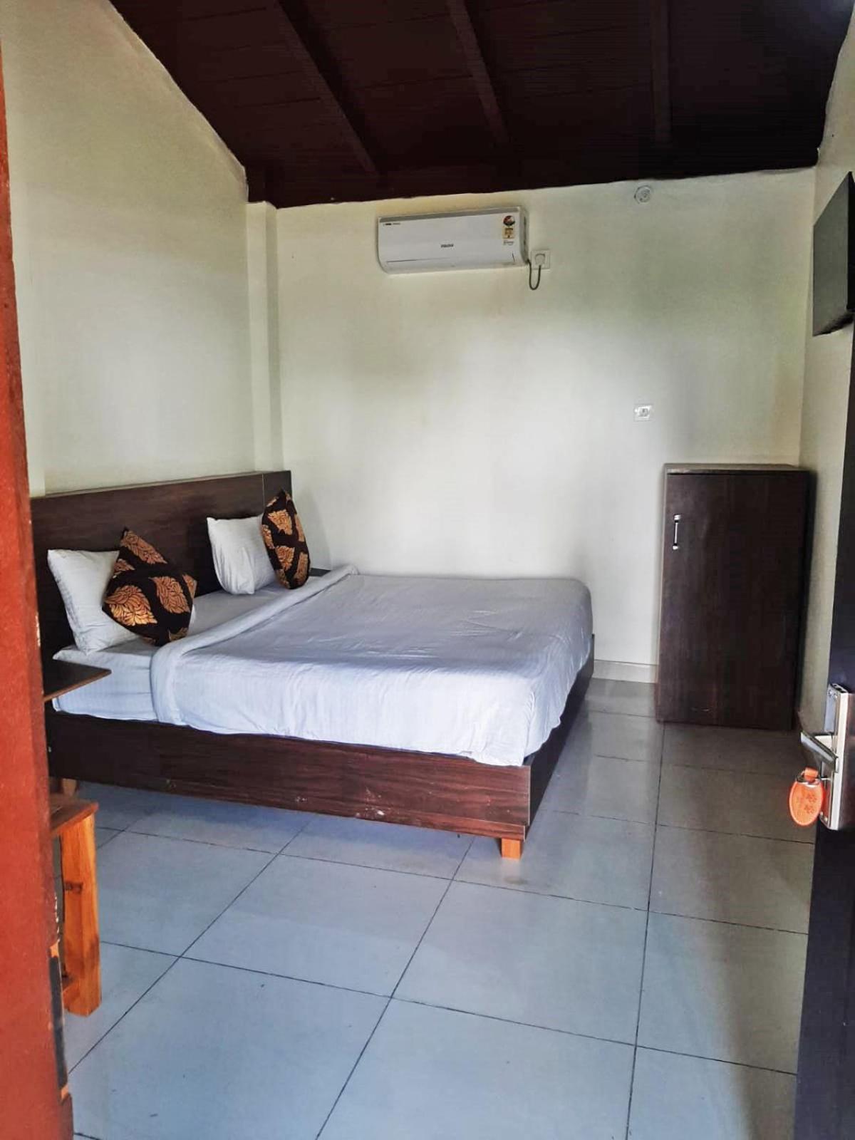 Corbett Sunrise India Homestay!