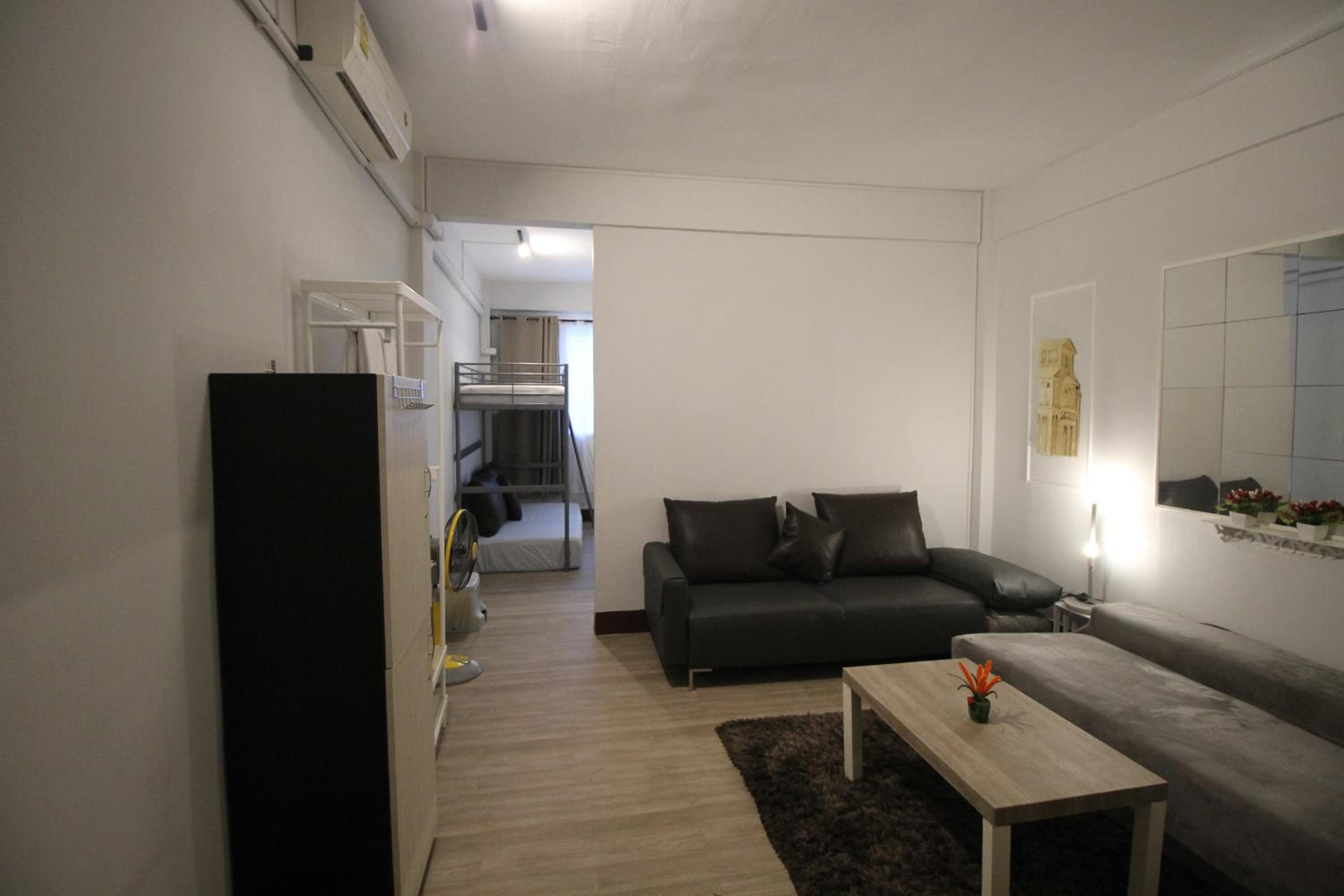 Baan Nampetch Hostel