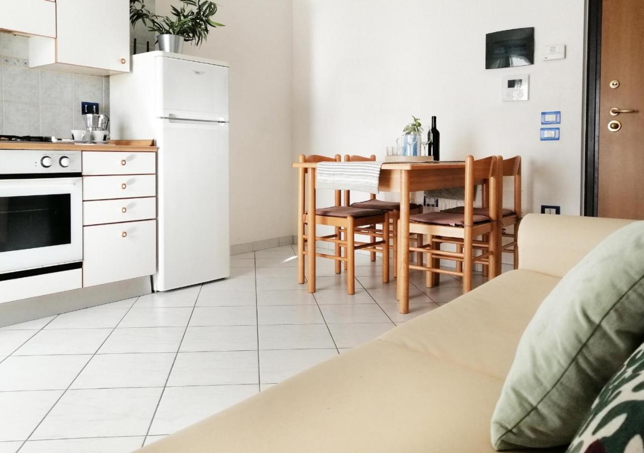 Holihome L'AURORA en Alba Adriatica — kitchen