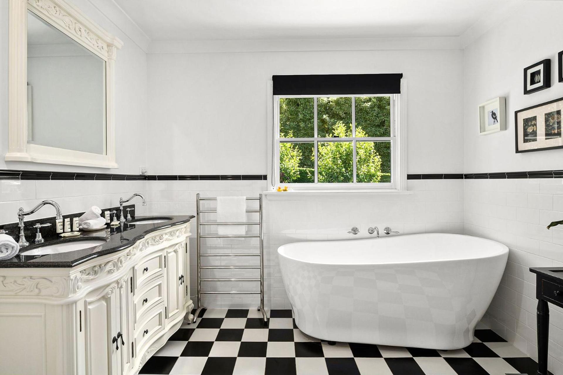 Charming Country Escape