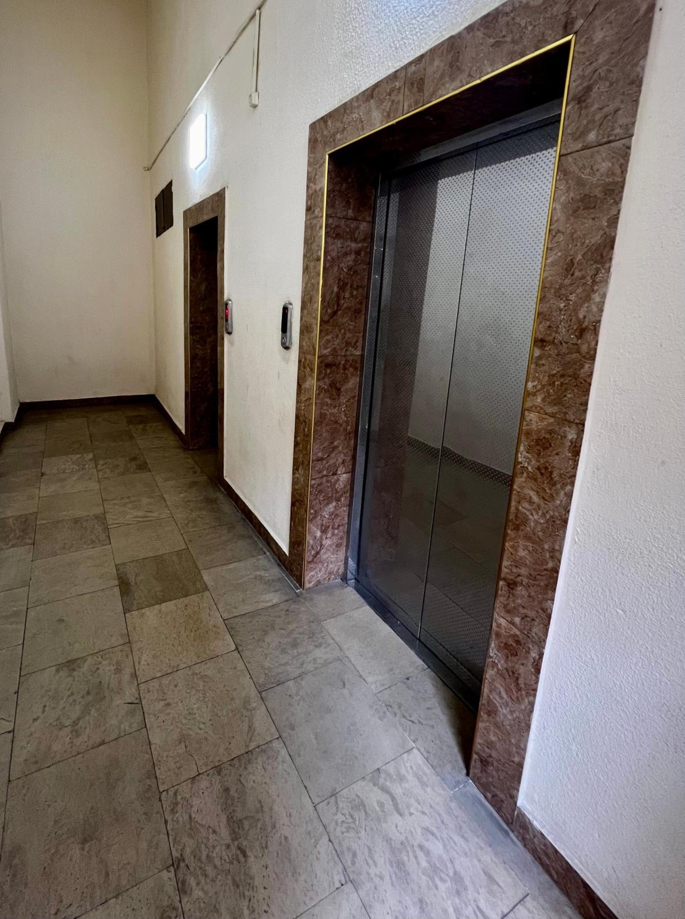 Apartment near Statistics Circle