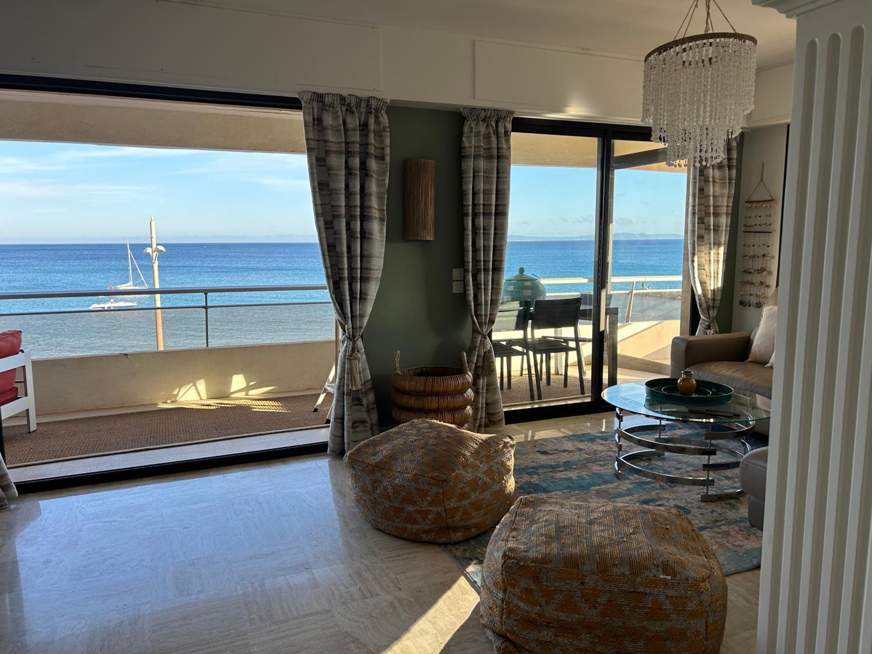 Premium Sea Front Apartment
