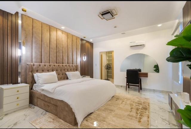 Lekki Luxury Apartment Staycation view 3