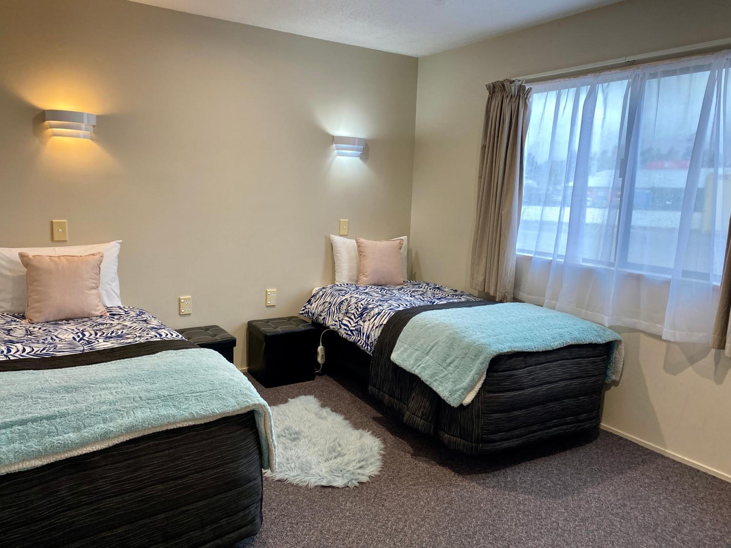Heritage Park Lodge
