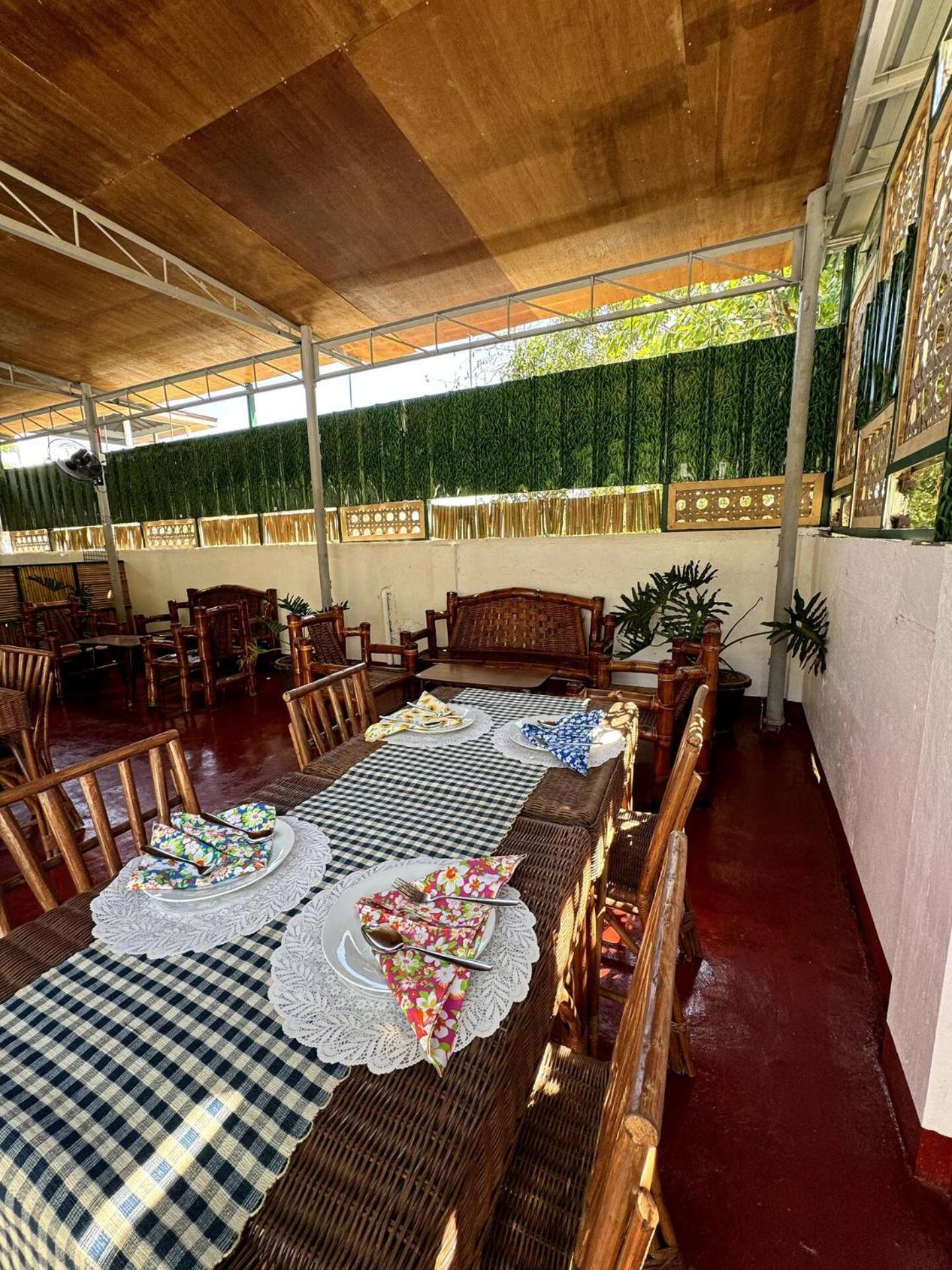 Ohwa's Guesthouse view 3
