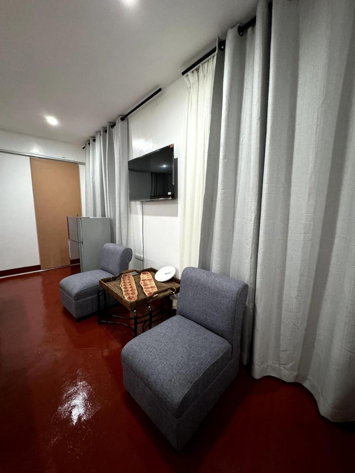 Ohwa's Guesthouse view 4