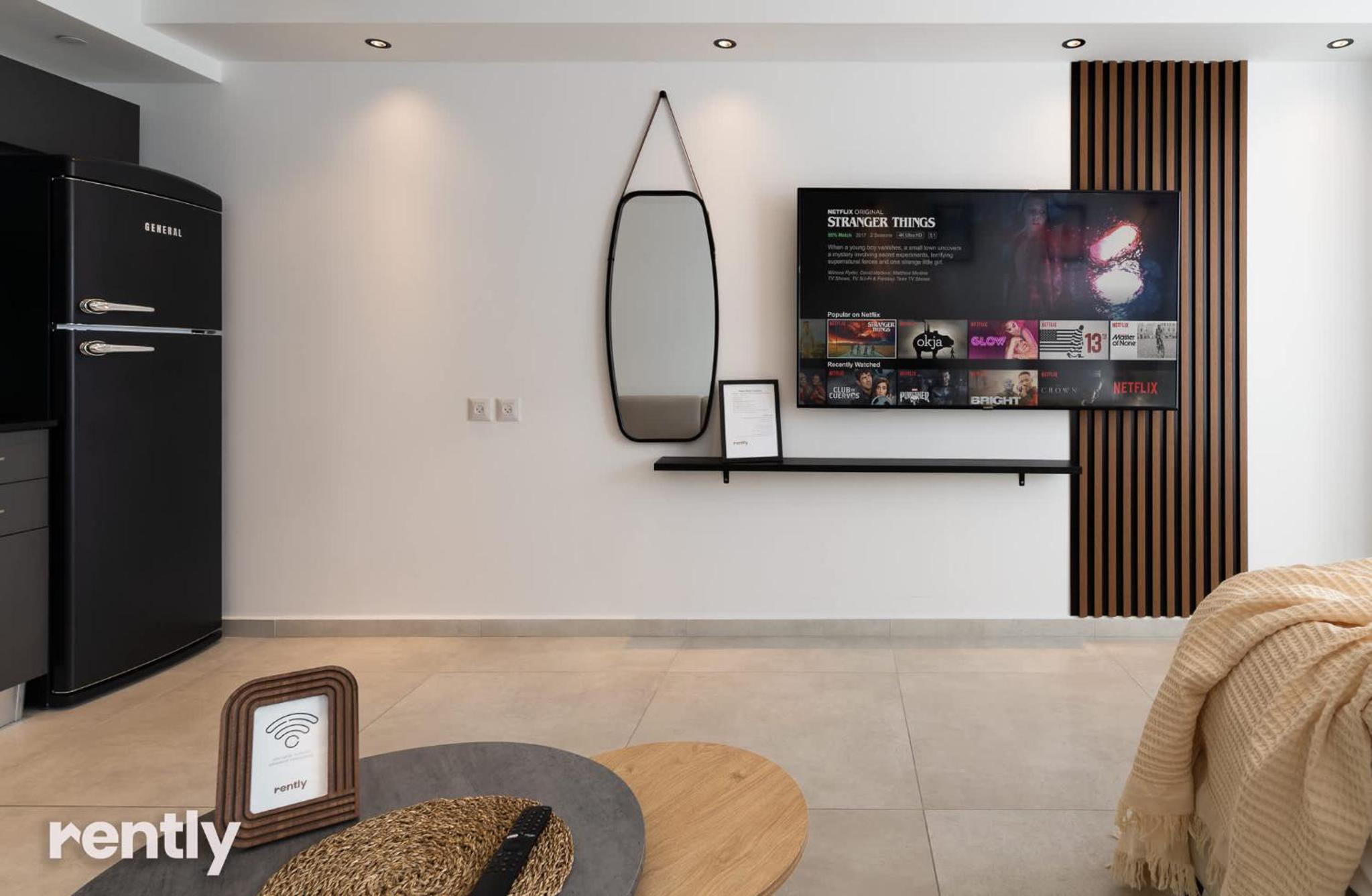 Sea side "Pansy" apartment - by Rently view 4