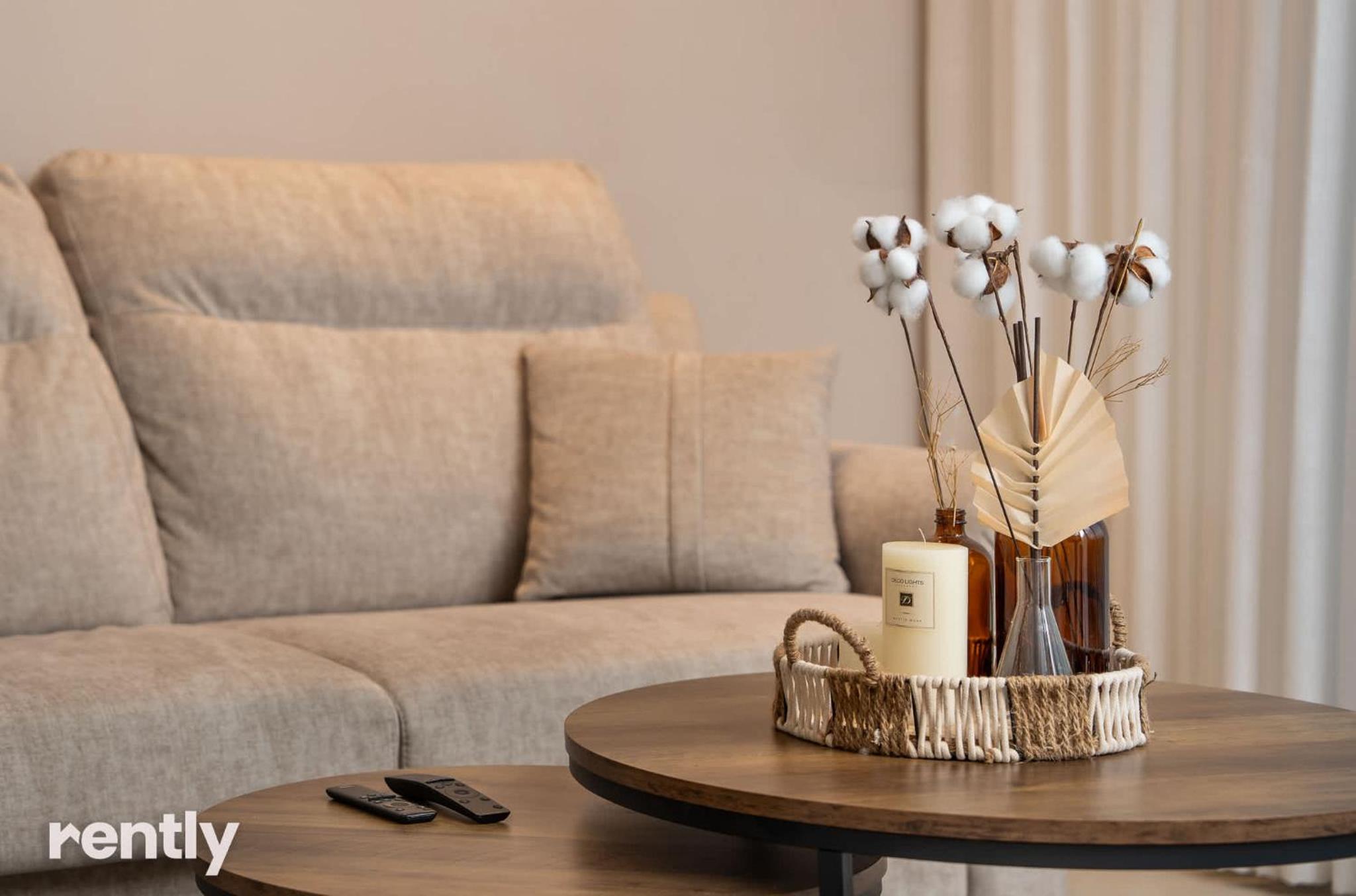 Sea side "lavender" apartment - by Rently view 5