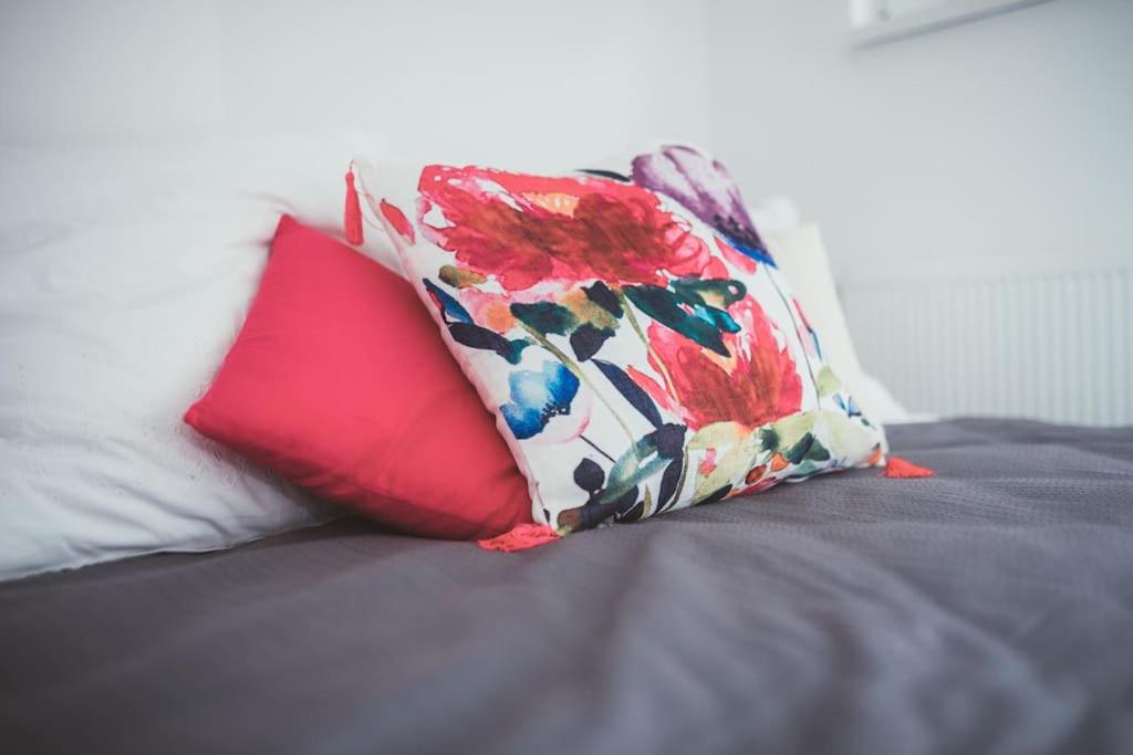 Feel Sarajevo Apartment - Old Town with Parking