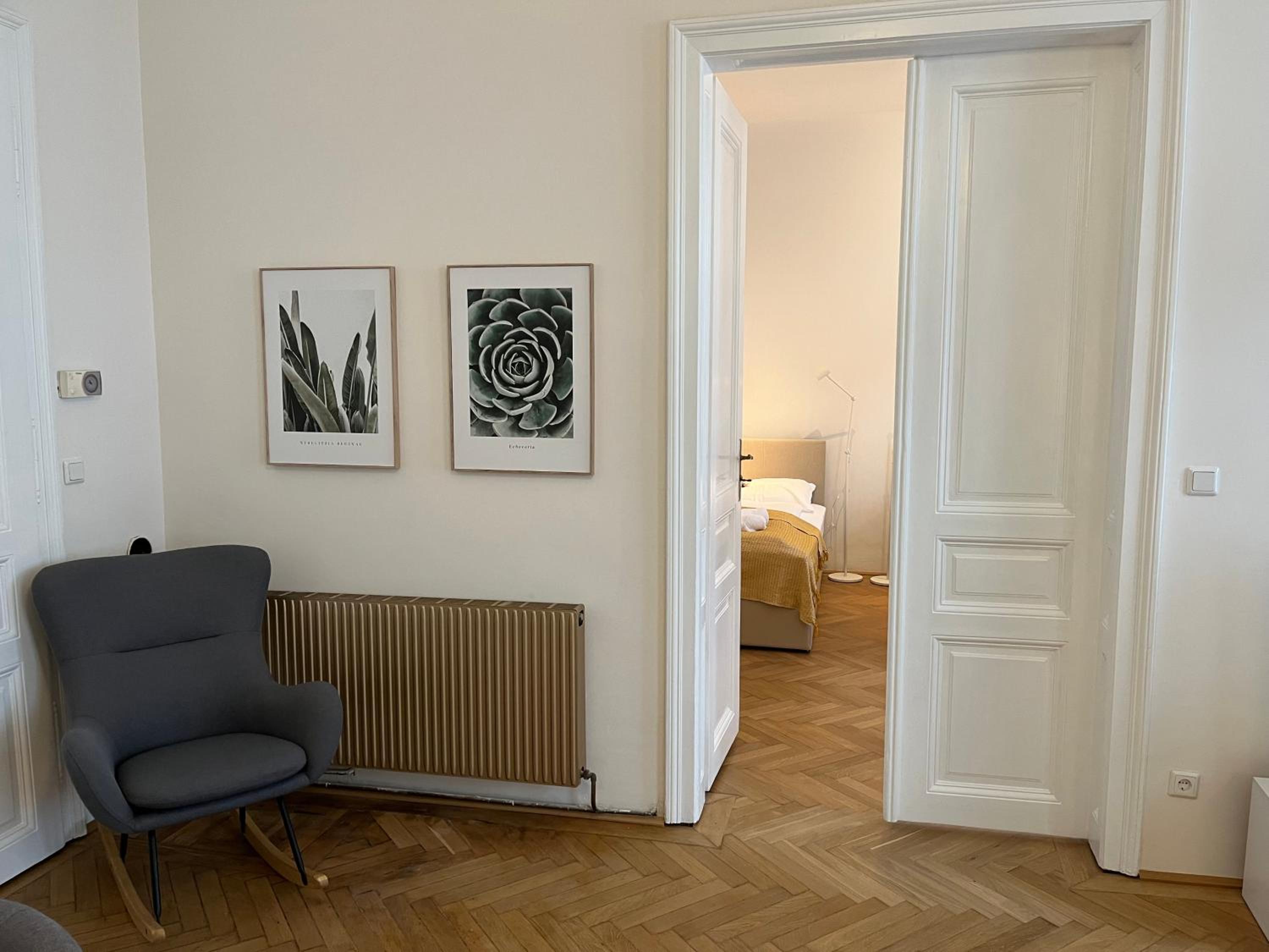Großzügiger Wiener Altbau gleich neben Schönbrunn