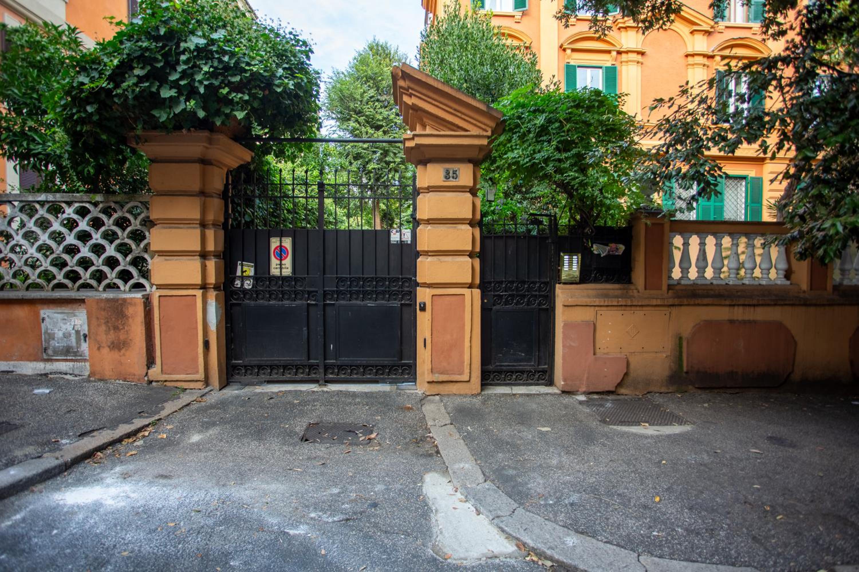 Casa Torlonia luxury residence