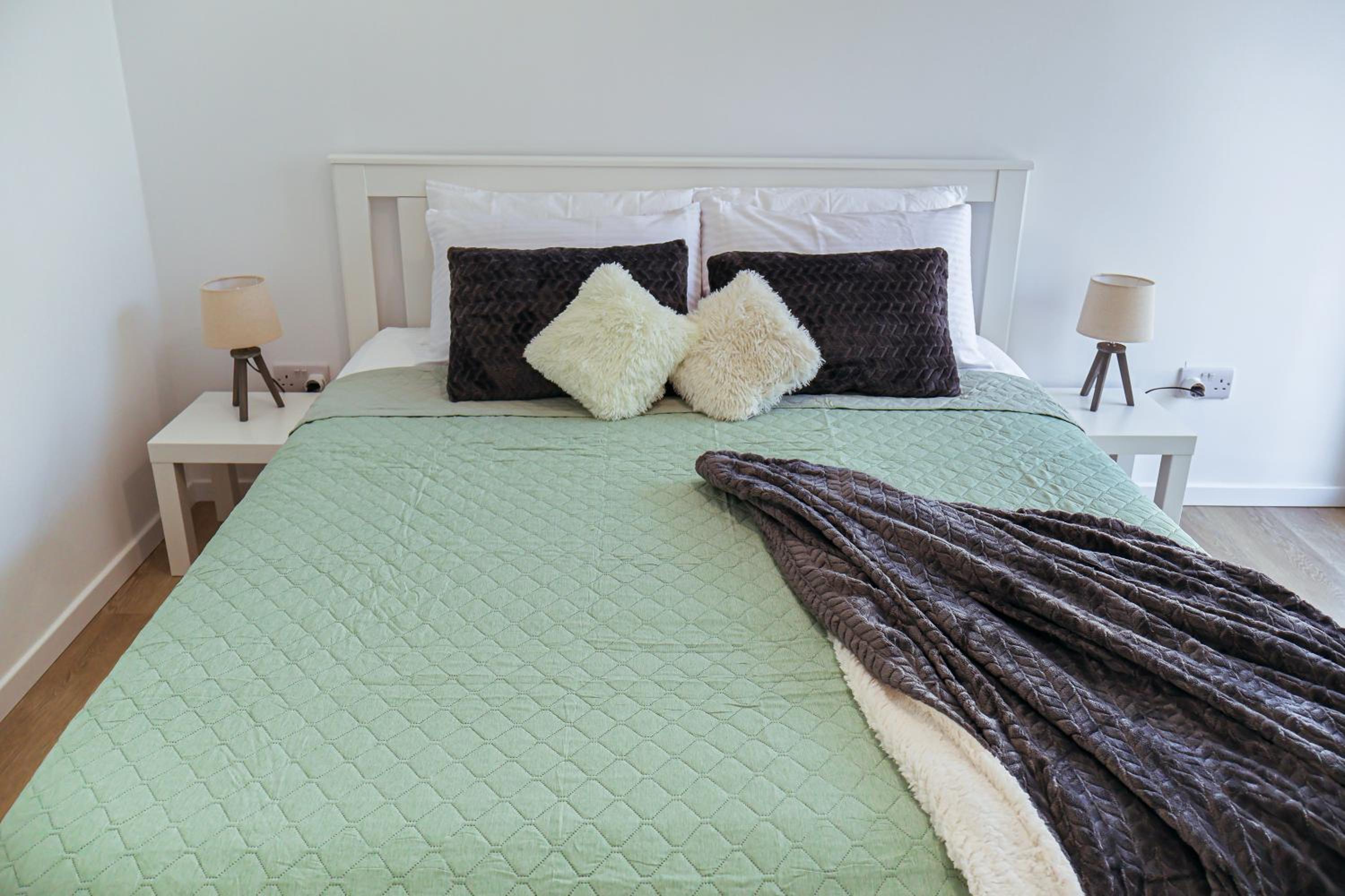 Chic 3 Bedroom Apt - Tourist Area Collection