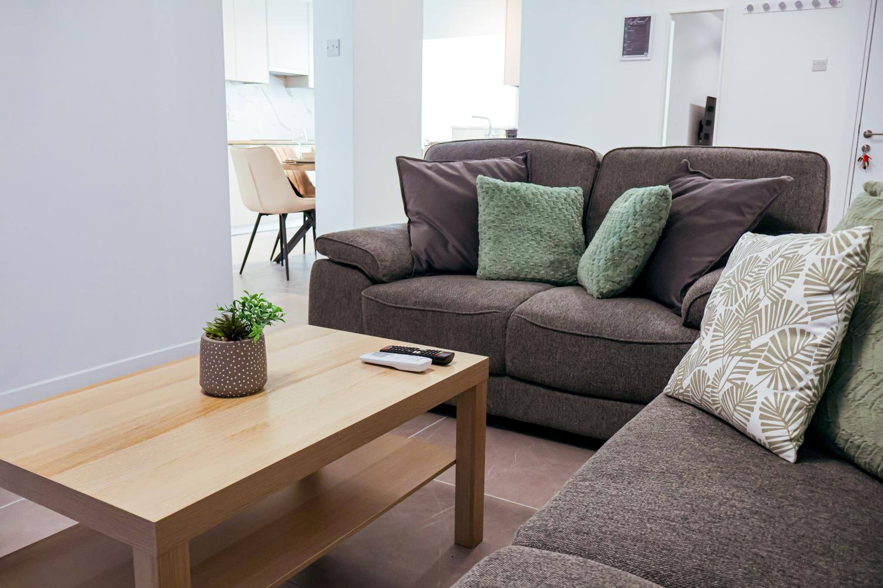 Chic 3 Bedroom Apt - Tourist Area Collection