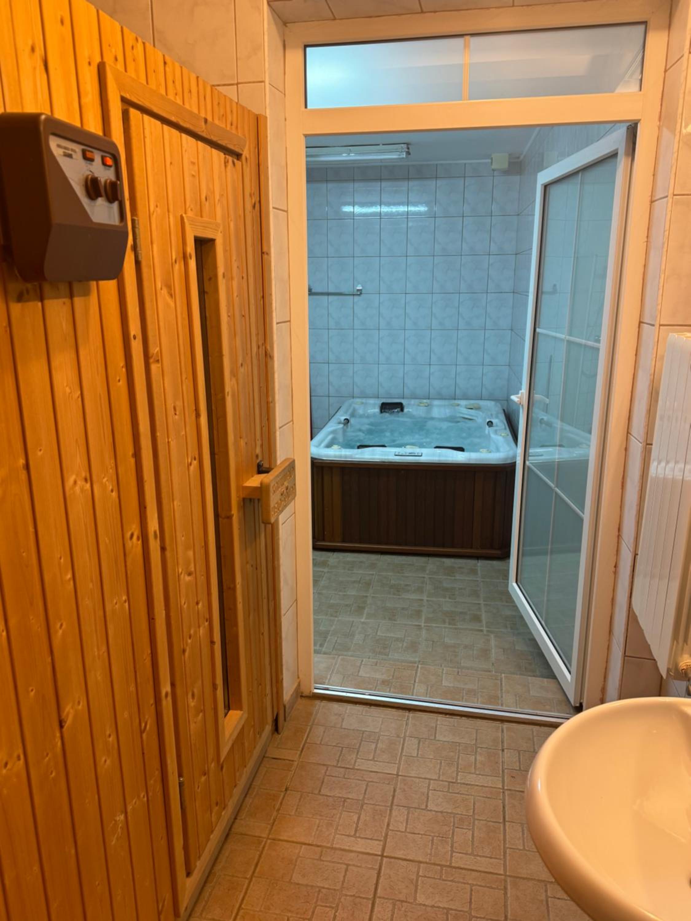Photo 38