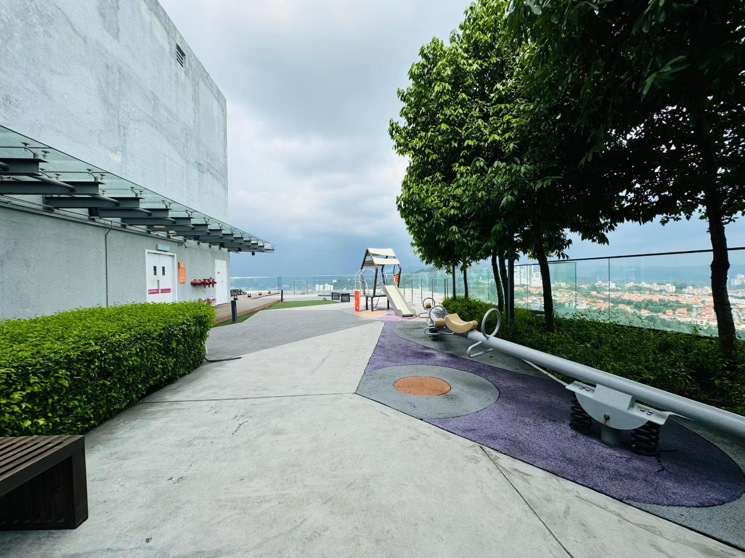 Eko Cheras Duplex by DeUrban
