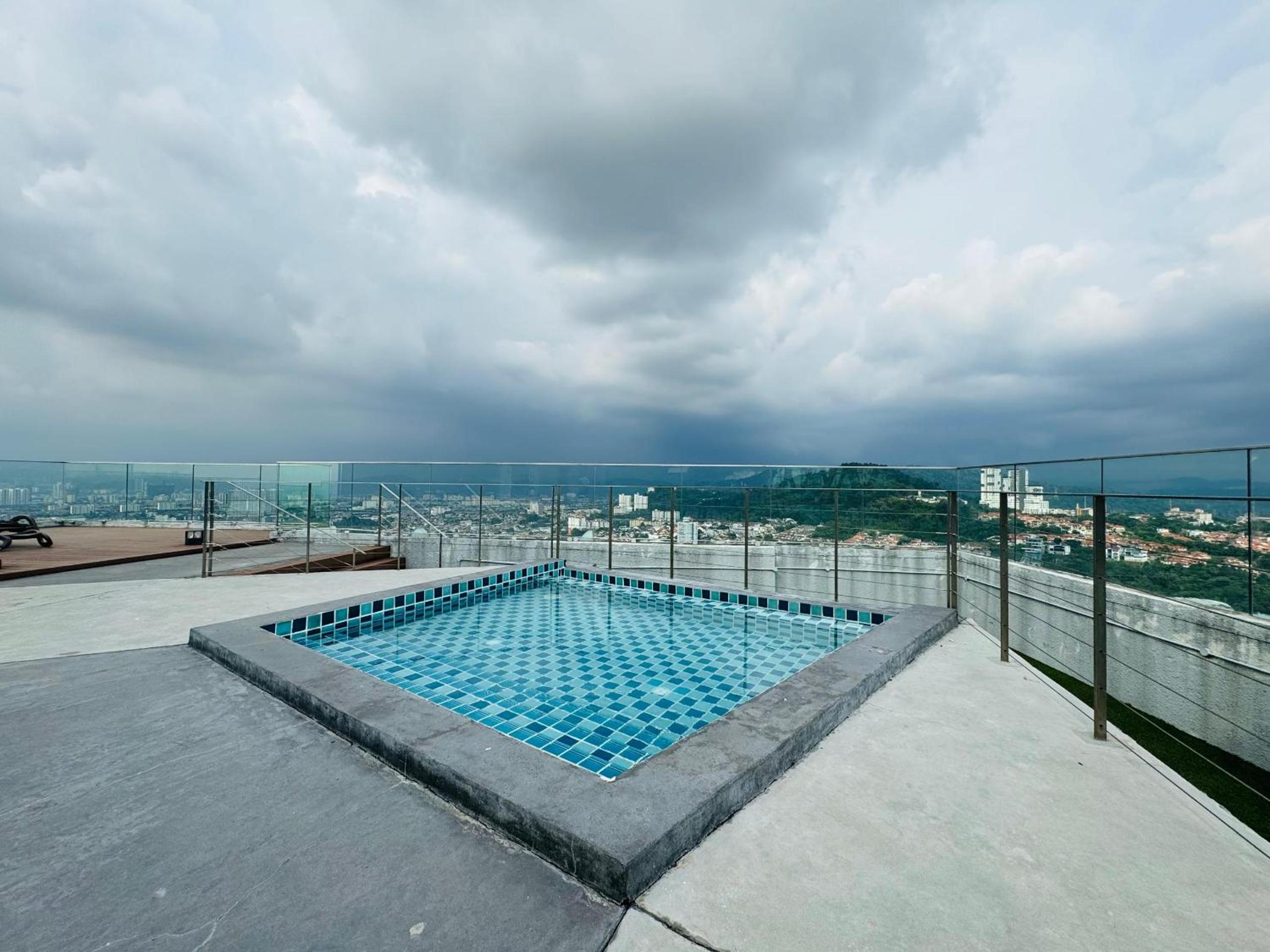 Eko Cheras Duplex by DeUrban