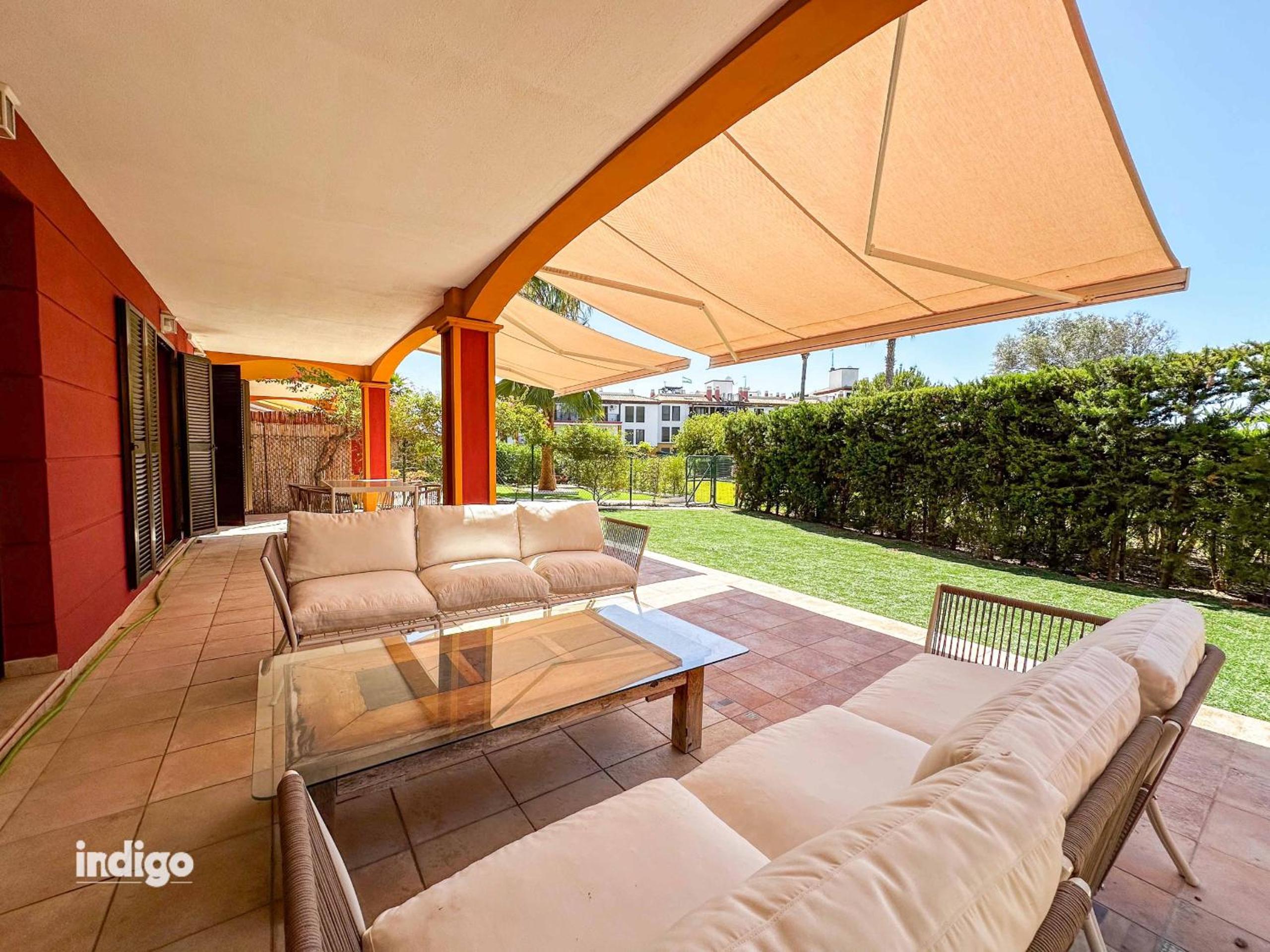 Beautiful Garden Apartment SUS01