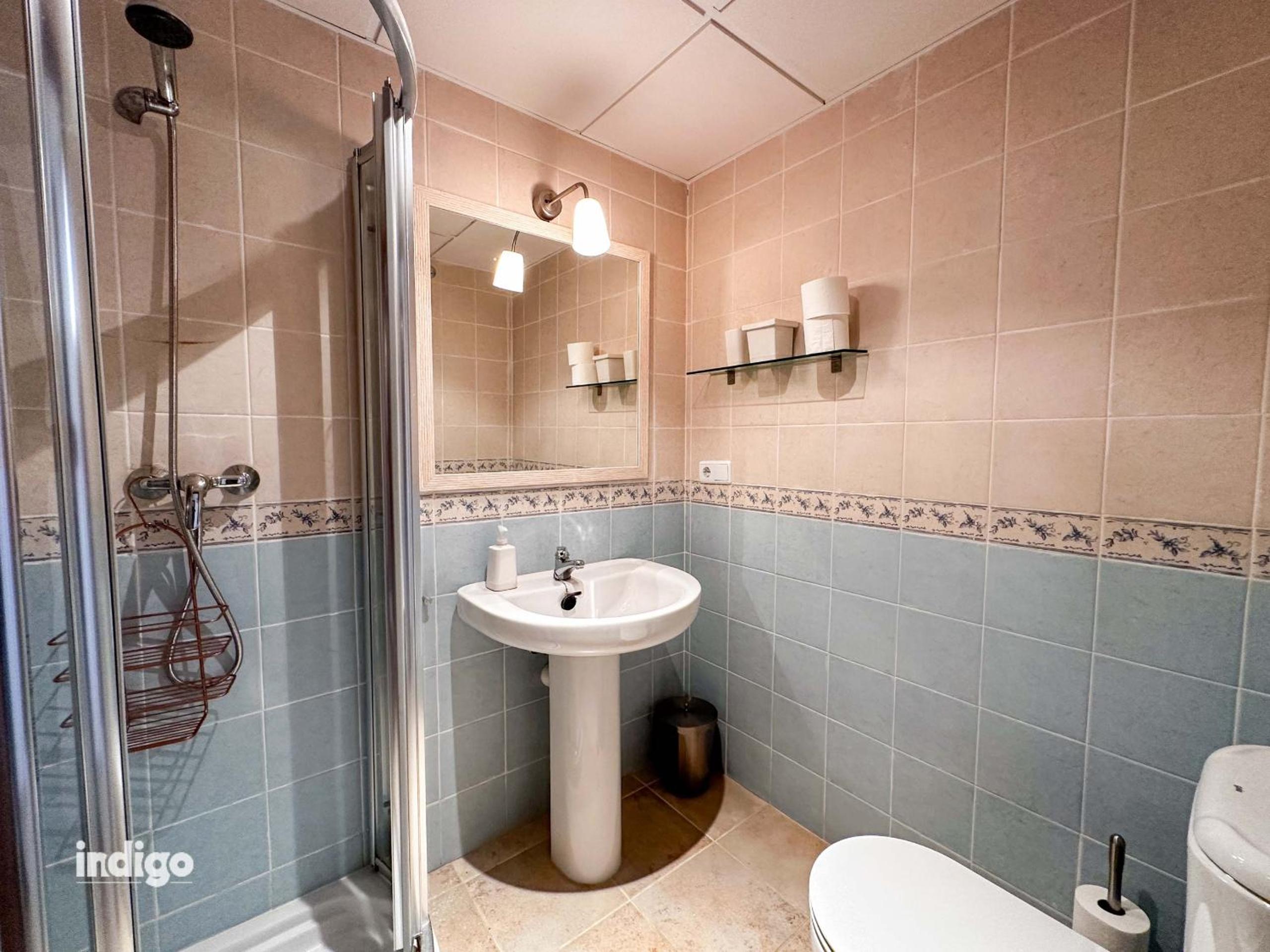Beautiful Garden Apartment SUS01