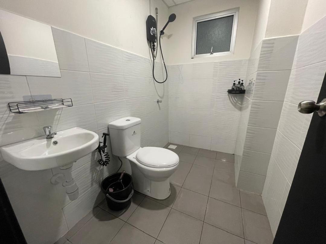 Felina Homestay Condo Selayang Batu Caves MusIim Friendly