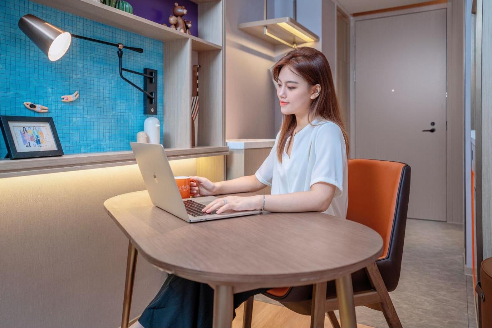 Home2 Suites By Hilton Hotel Guangzhou Baiyun International Airport Huadu Plaza Branch - Free Shuttle Bus to Guangzhou Baiyun International Airport & Free 