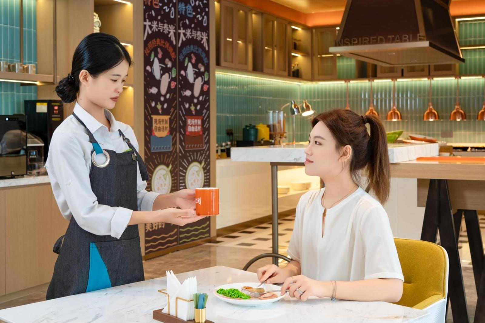 Home2 Suites By Hilton Hotel Guangzhou Baiyun International Airport Huadu Plaza Branch - Free Shuttle Bus to Guangzhou Baiyun International Airport & Free 