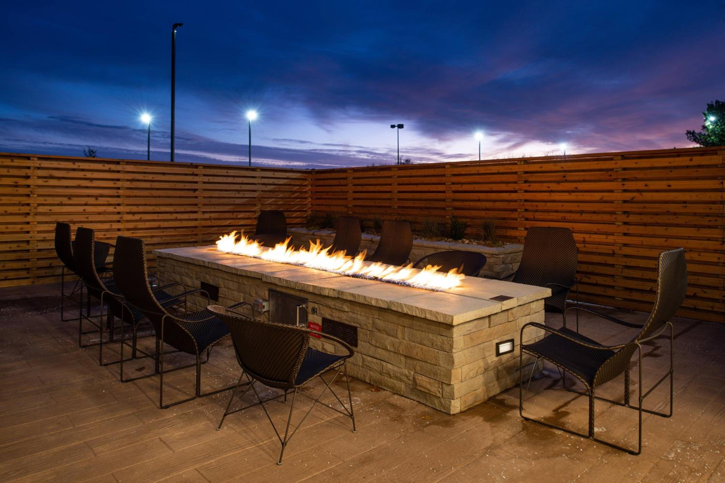 Courtyard Kansas City Olathe - Property Image 16