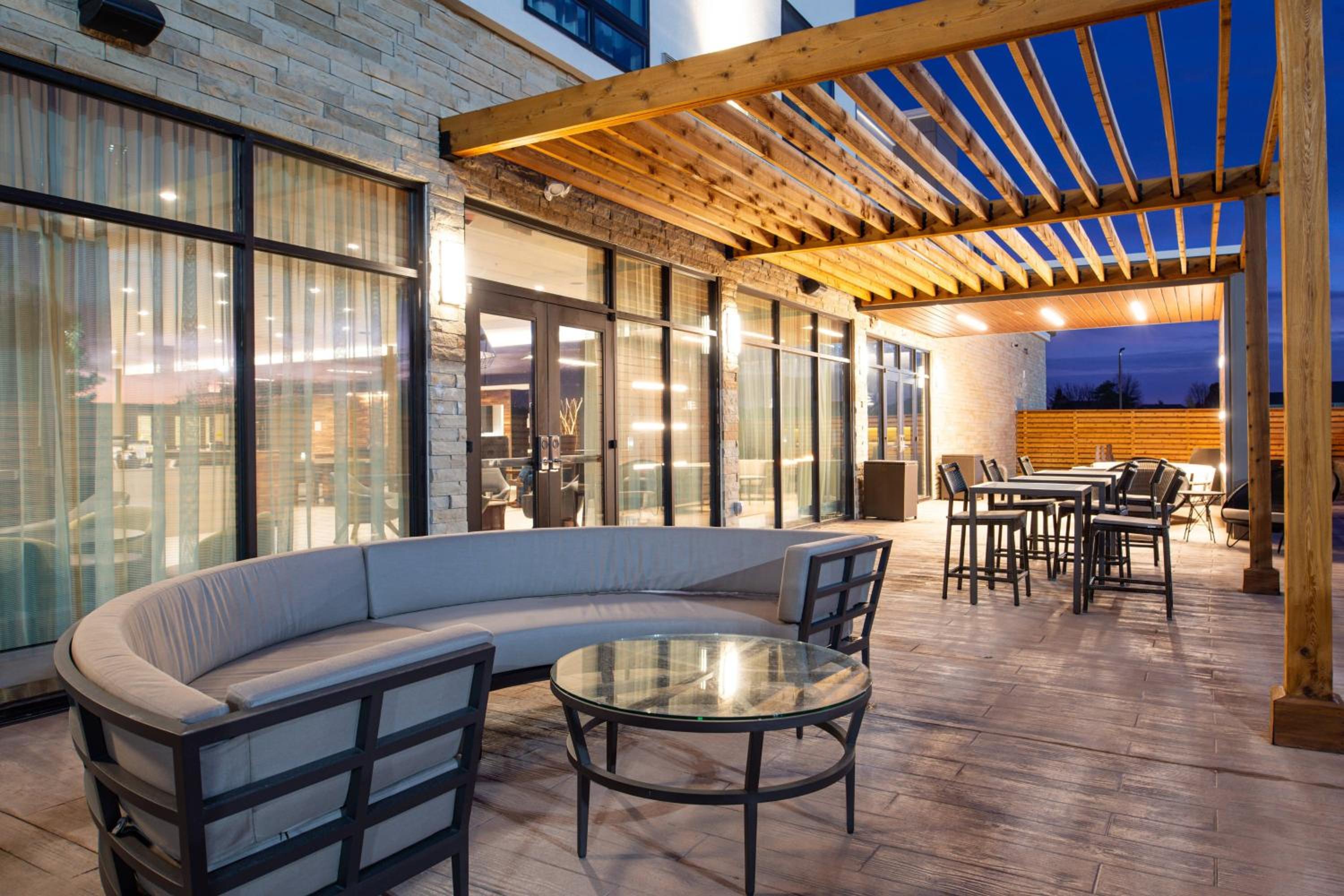 Courtyard Kansas City Olathe - Property Image 15
