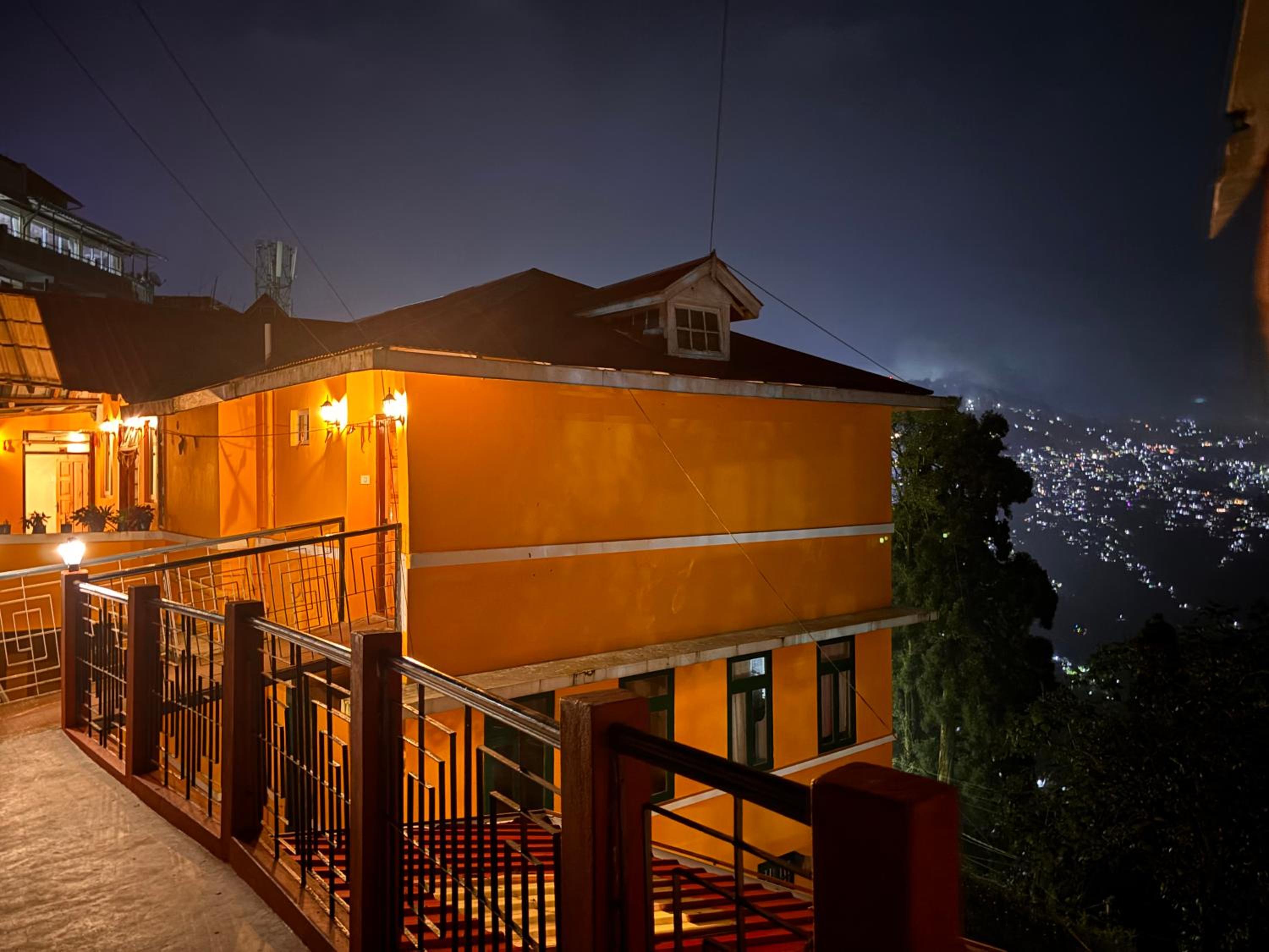 Asraya Homestay