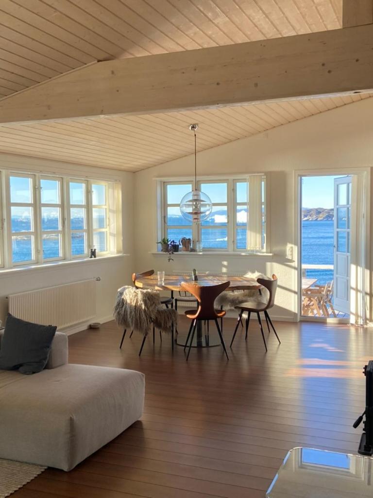 Ilulissat Stay - Seawatch Retreat view 3