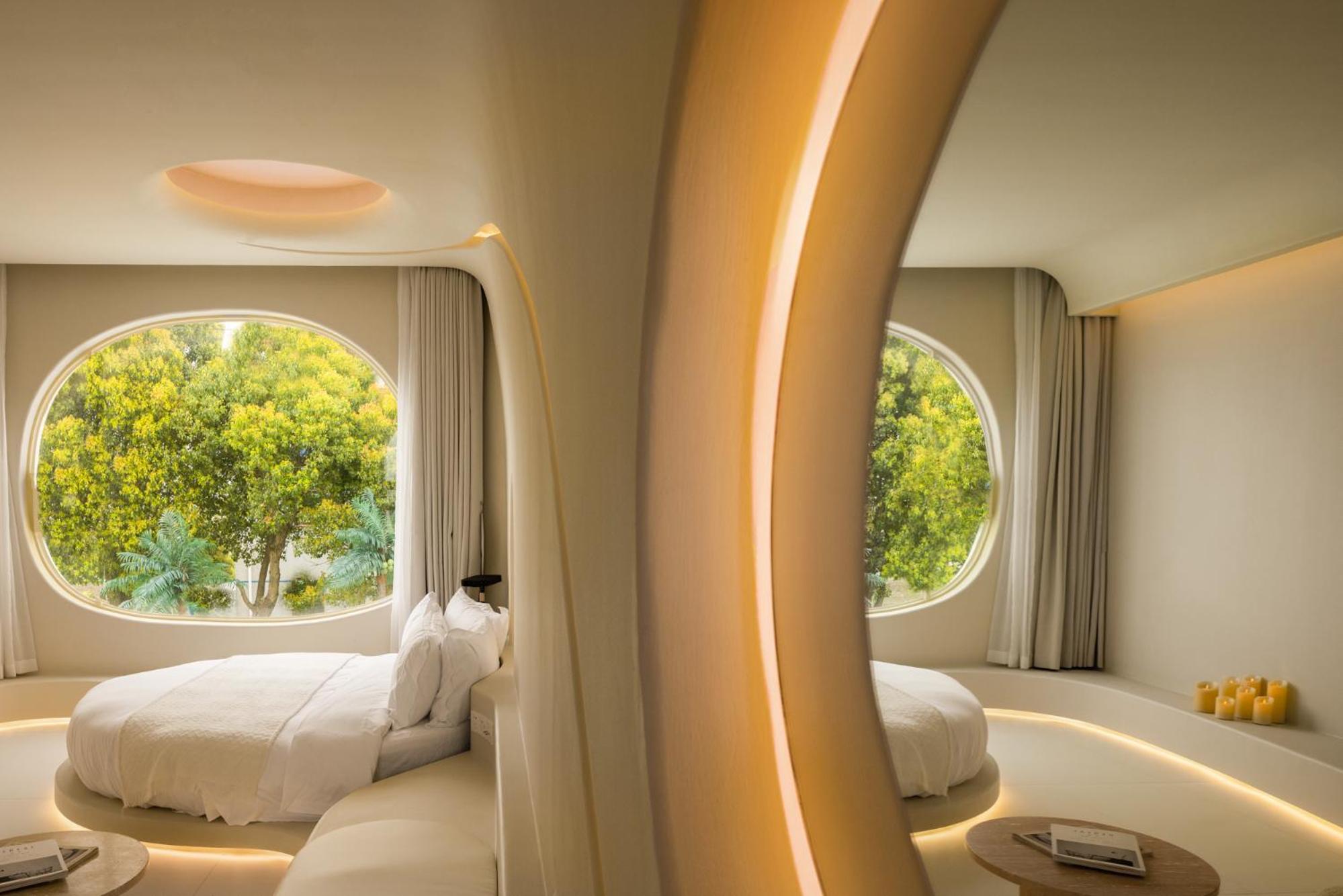 Shanghai Mira Chateau Vacation Homestay