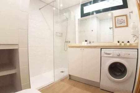 Precioso apartamento céntrico con piscina salada