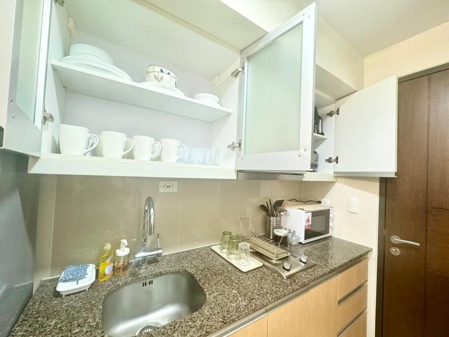 Luxurious Place in Uptown BGC view 2