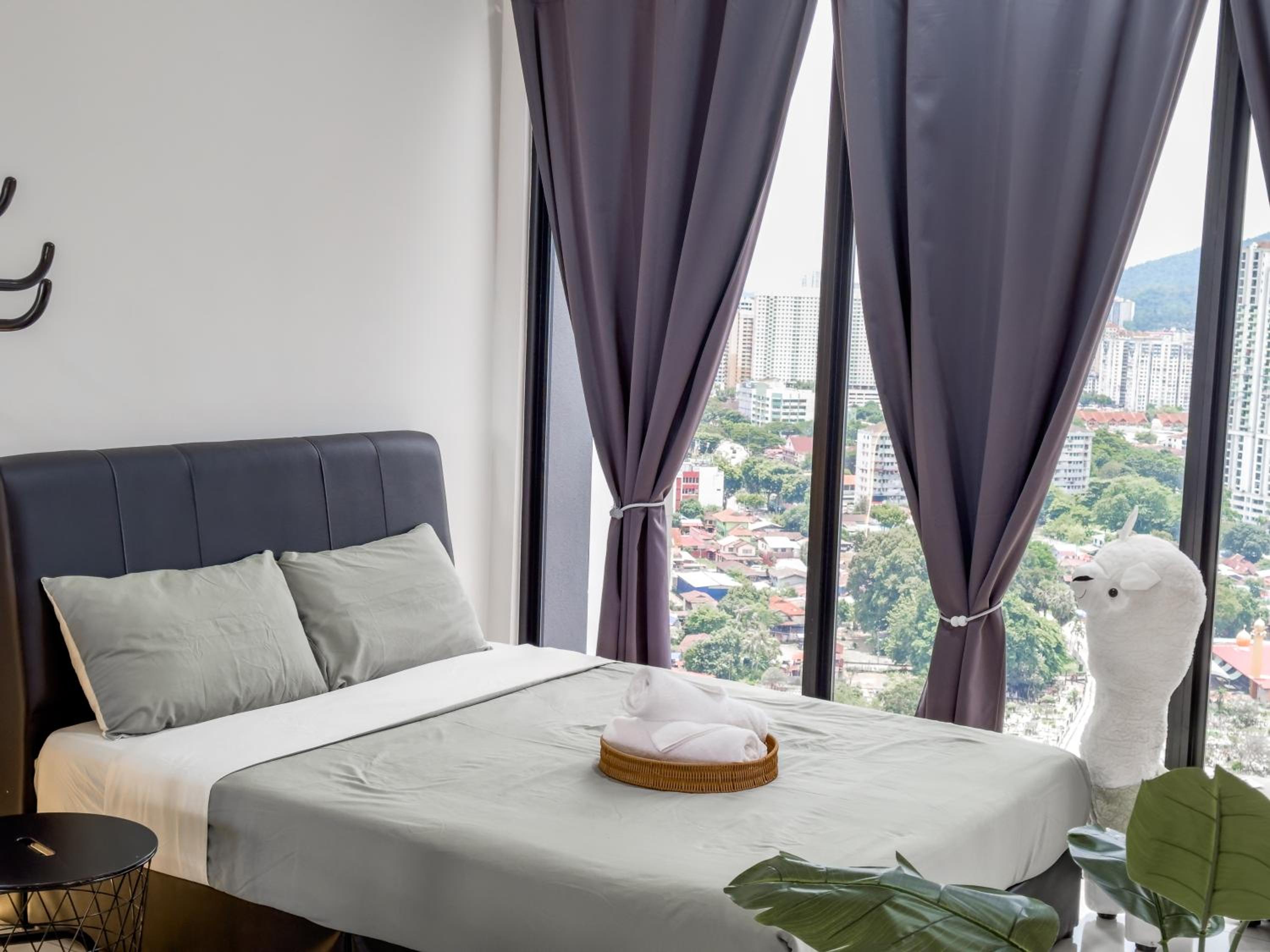 Beacon Executive Suite with Skypool 2BR 11pax GeorgeTown Penang photo 6