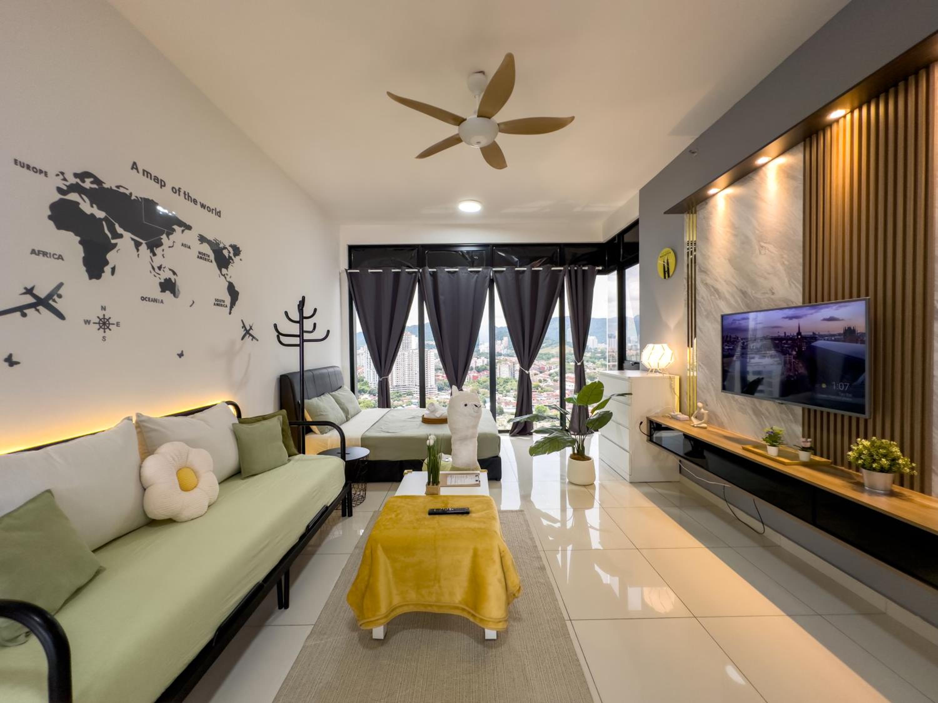 Beacon Executive Suite with Skypool 2BR 11pax GeorgeTown Penang photo 4