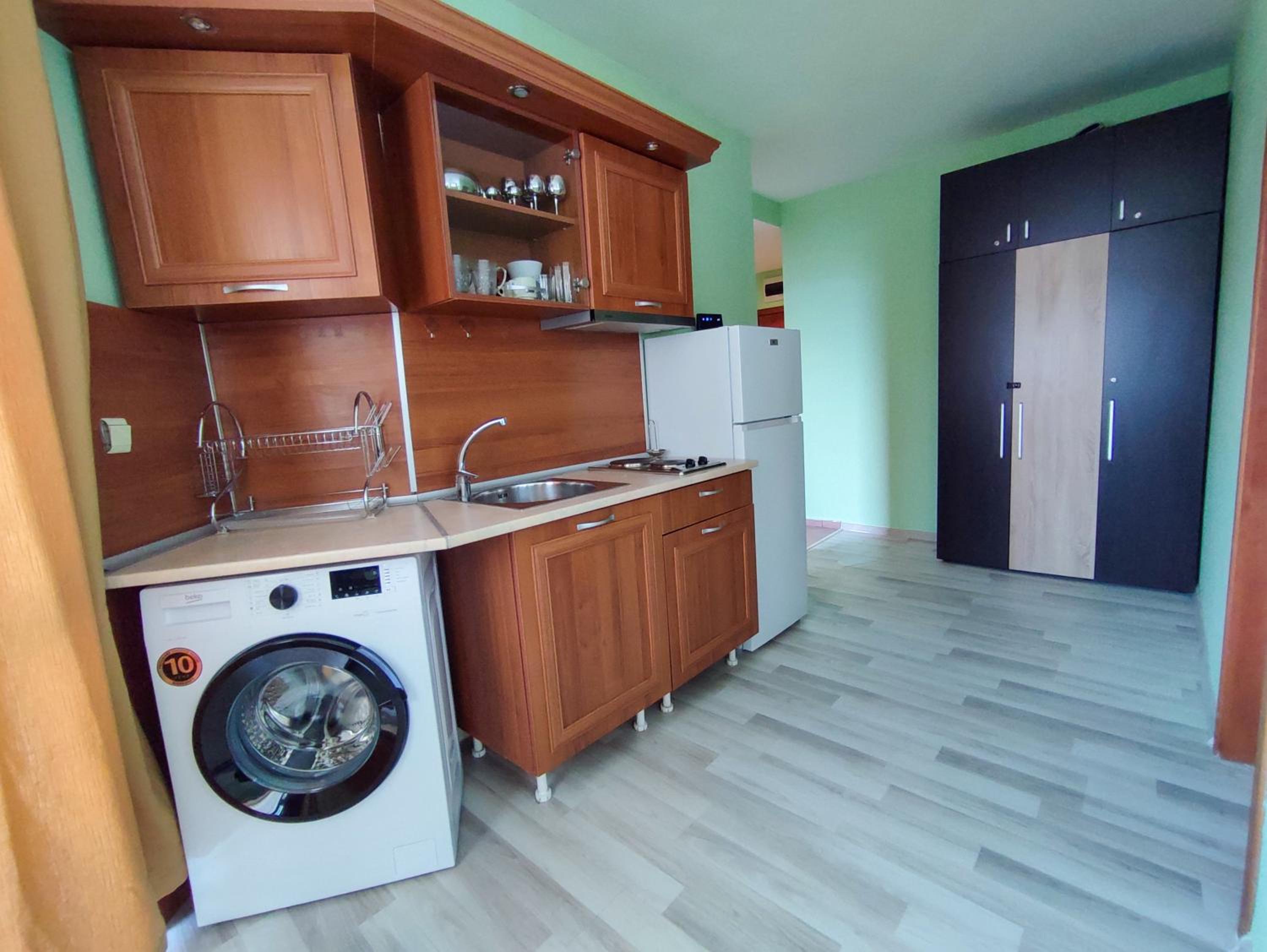 DeLuxe Apartment 2OOm from Gondola