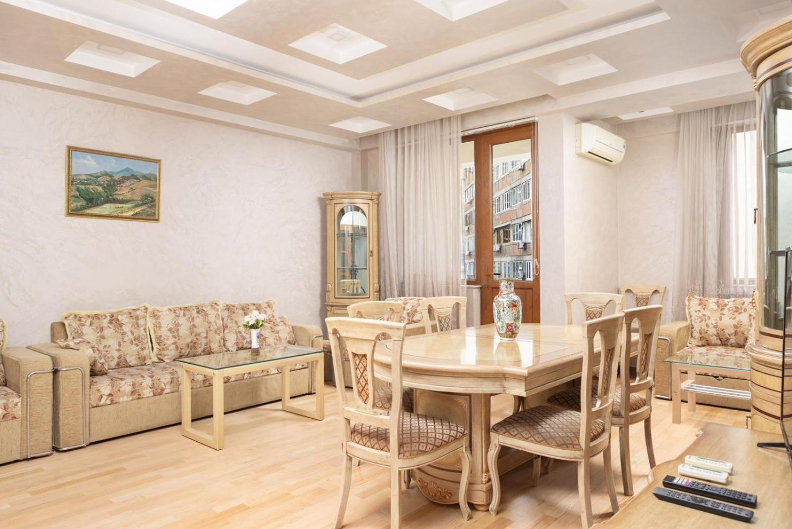 Saryan Street 2 Bedroom Large apt with Balcony