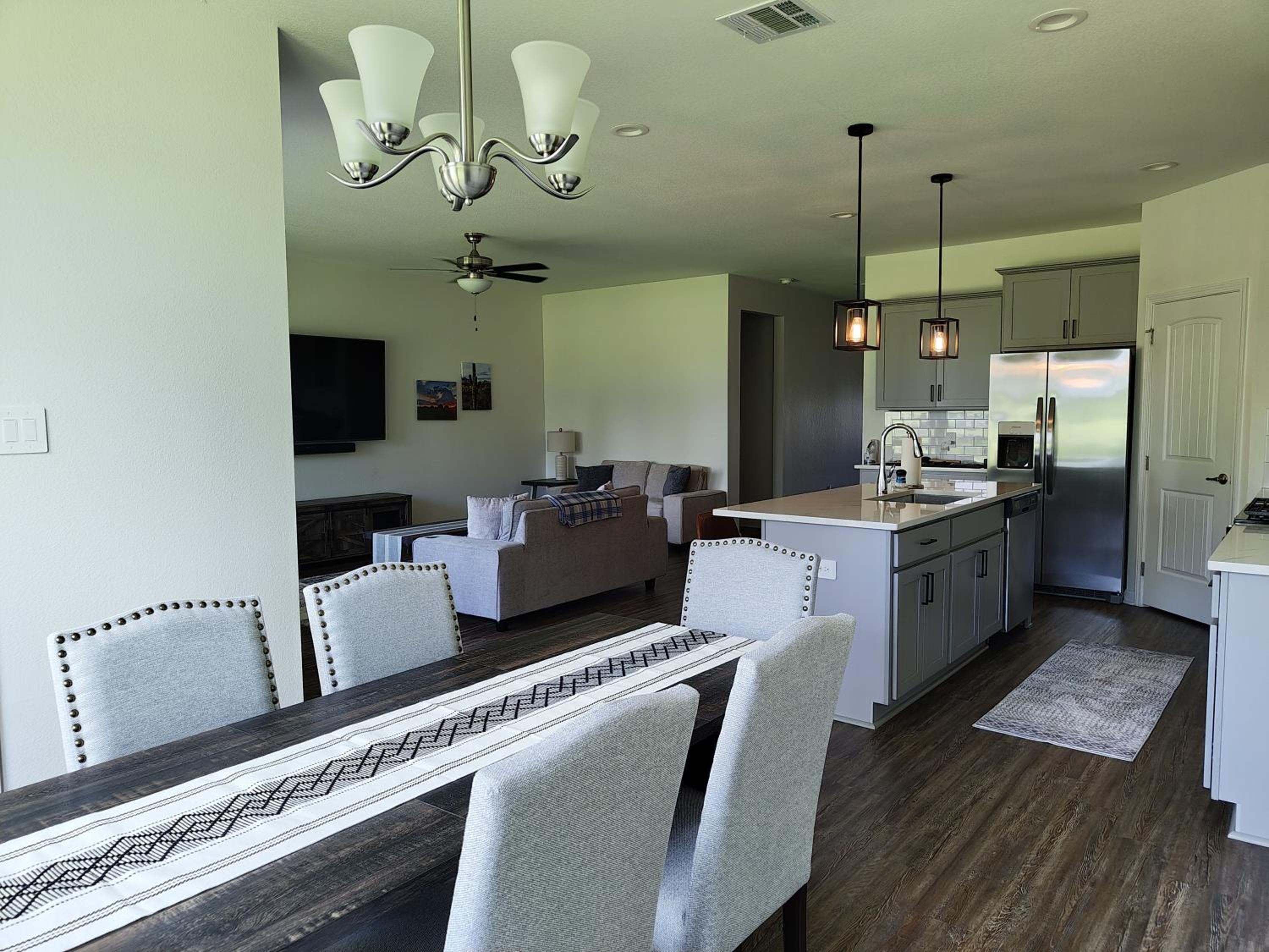 Miscellaneous Market Vacations - Spacious, Comfortable home In Golf Course Community - Property Image 2