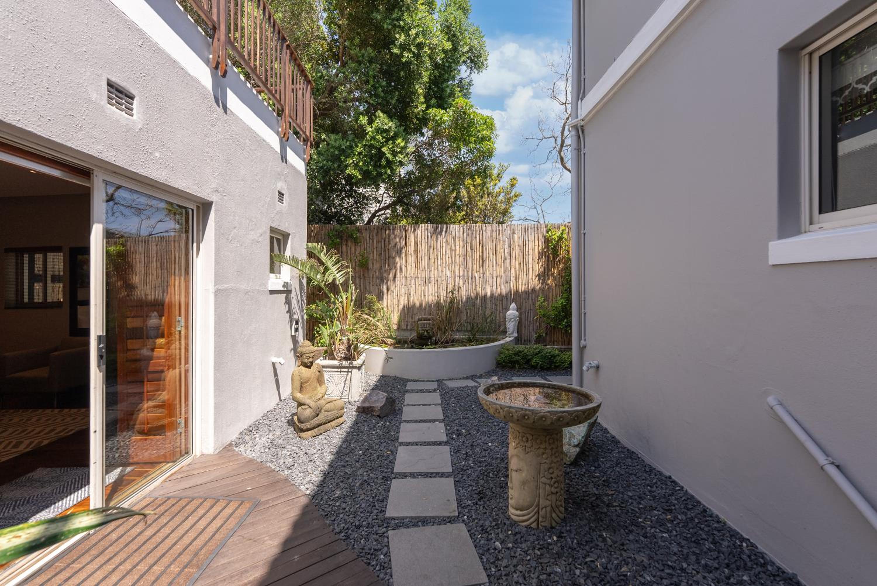 The Cape Bali Luxury Villa with Ocean Views in Camps Bay
