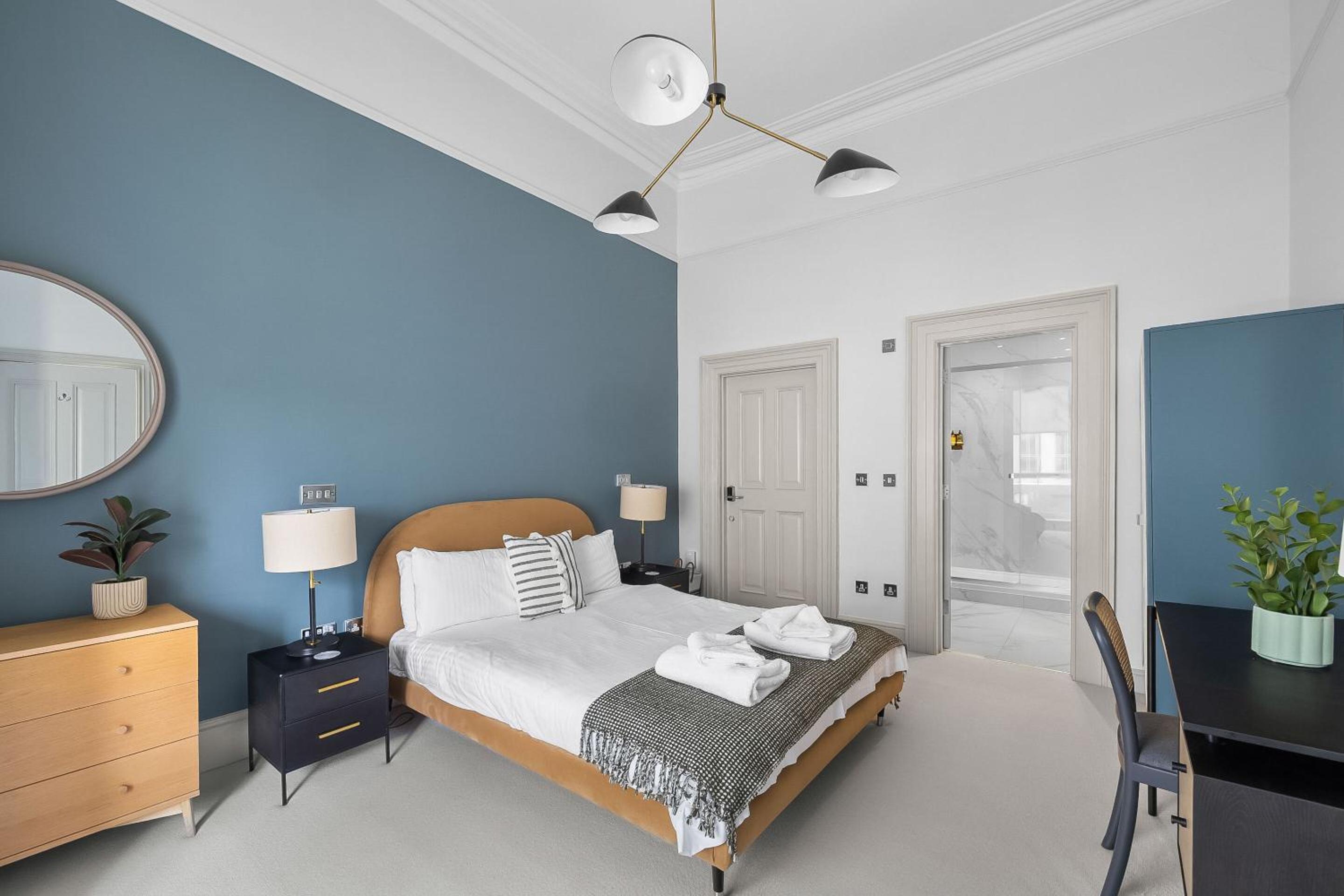 1 Bed - Napier by Pureserviced view 3